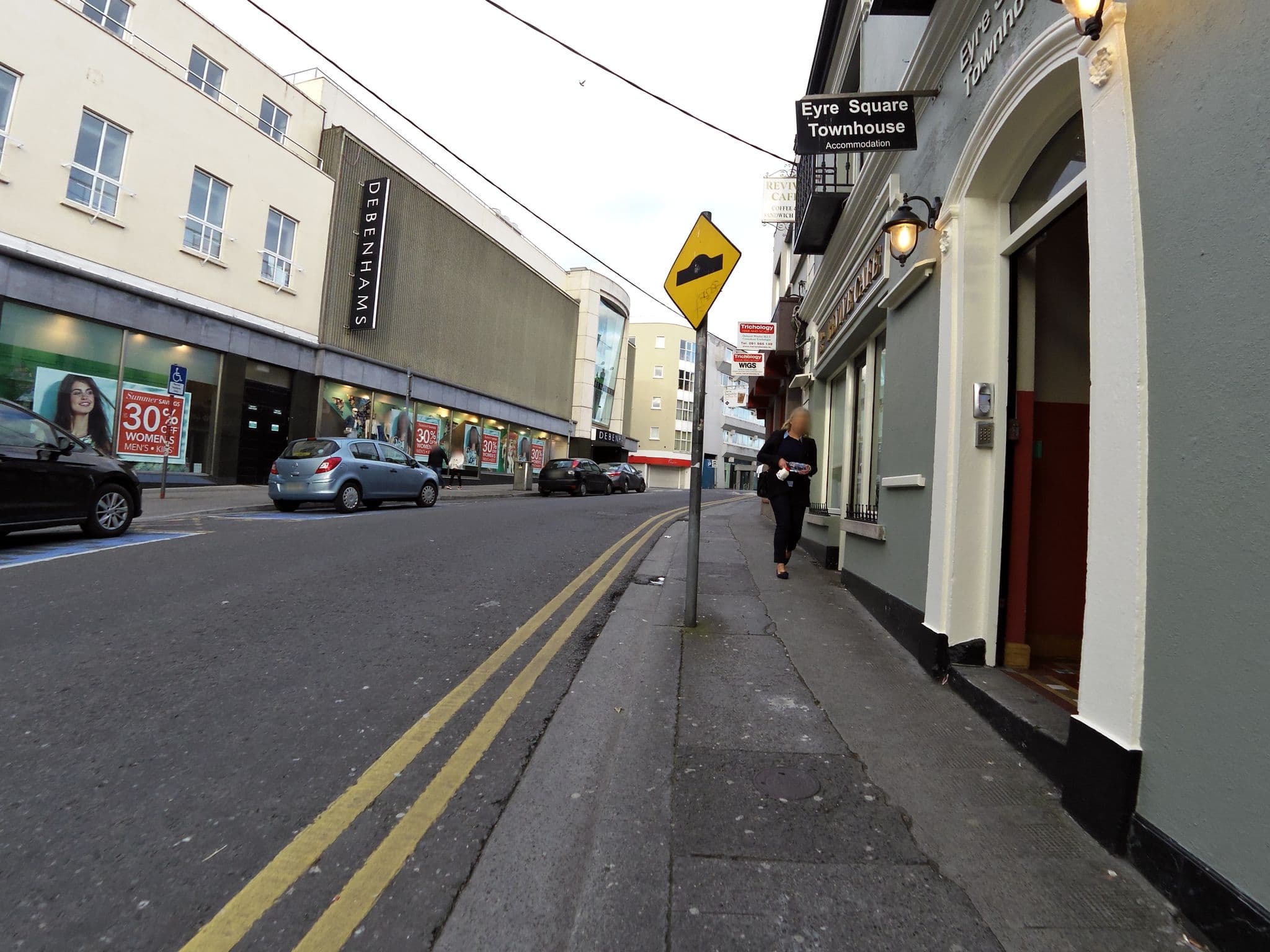 Street view near Eyre Square Townhouse, Galway — © bitnapper (CC BY-SA · Mapillary)