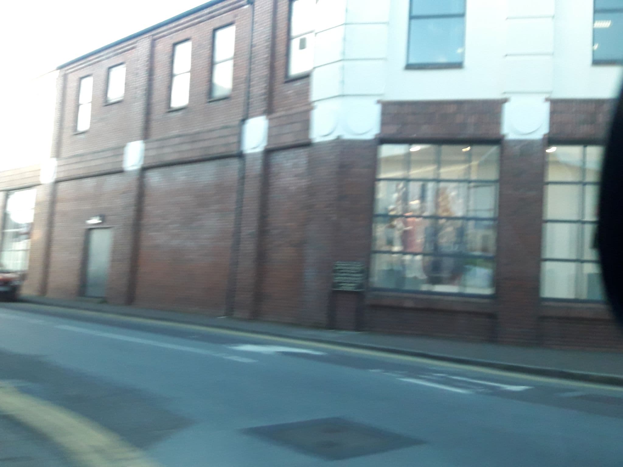 Street view near Paddy's Palace, Killarney