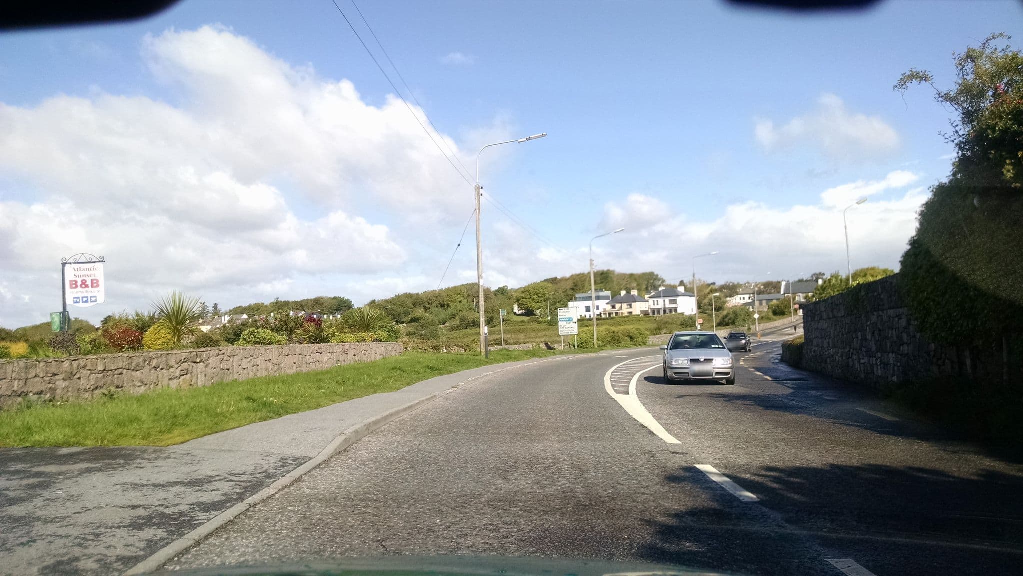 Street view near Atlantic Sunset, Bearna — © stephanep (CC BY-SA · Mapillary)