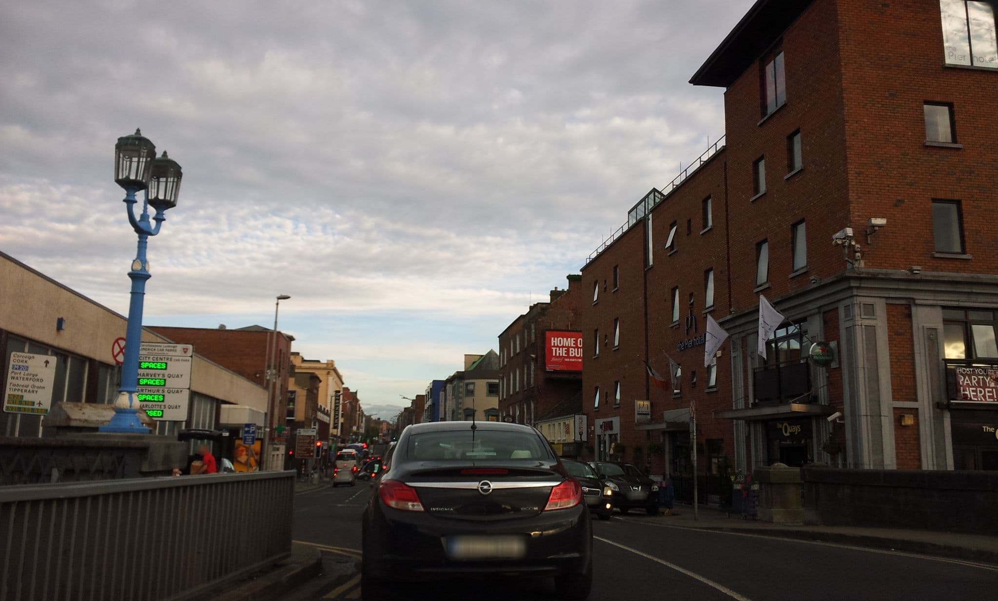 Street view near The Pier Hotel, Limerick — © fdmap (CC BY-SA · Mapillary)