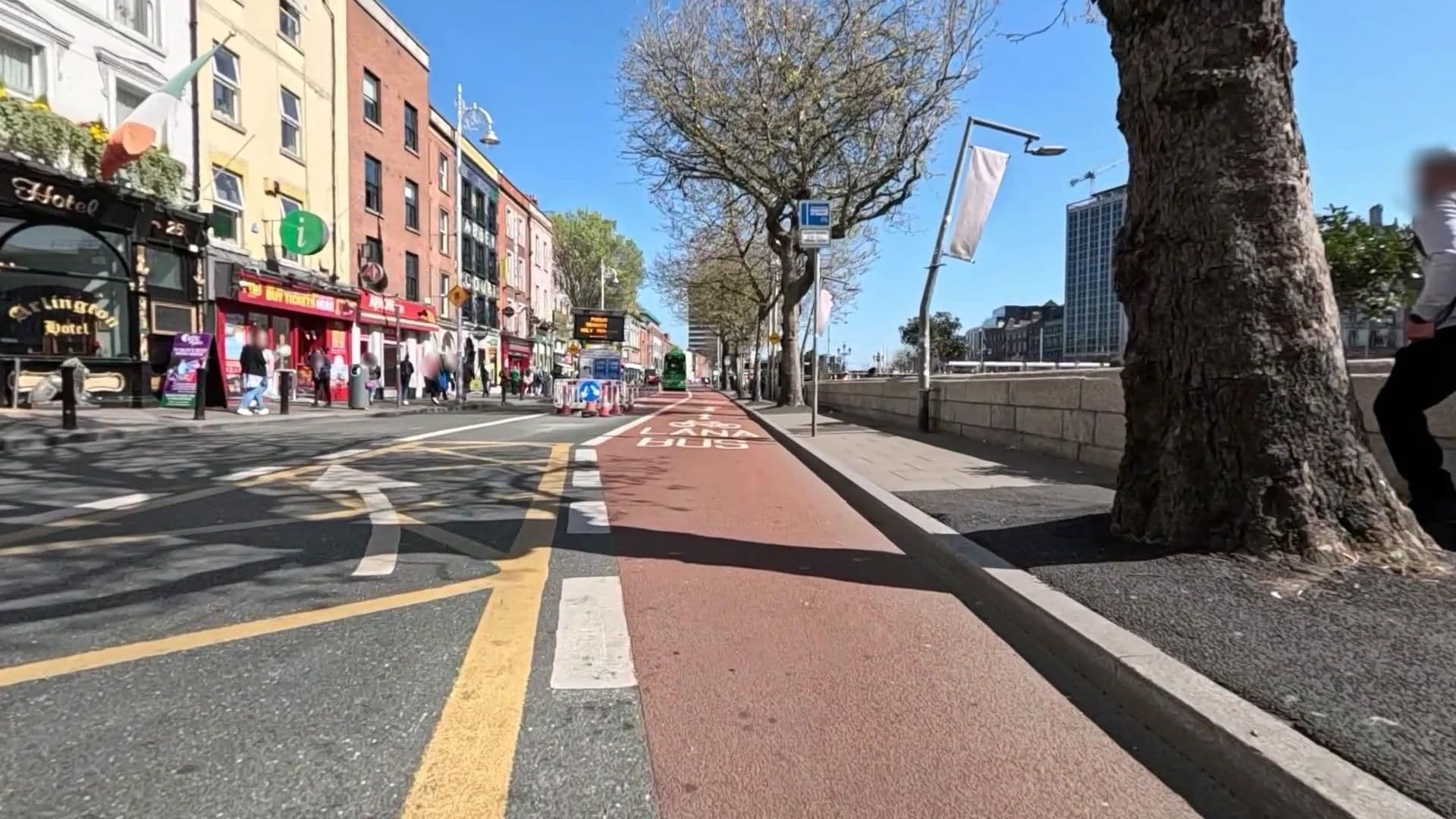 Street view near Arlington Hotel, Dublin — © tamagusko (CC BY-SA · Mapillary)