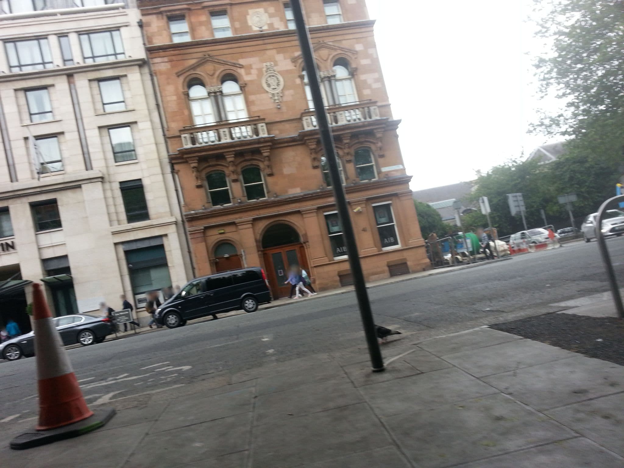 Street view near Temple Bar Inn, Dublin — © pbb (CC BY-SA · Mapillary)