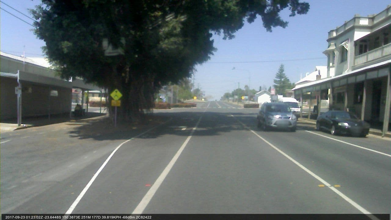 Street view near Grand Hotel, Mount Morgan — © bob3bob3 (CC BY-SA · Mapillary)