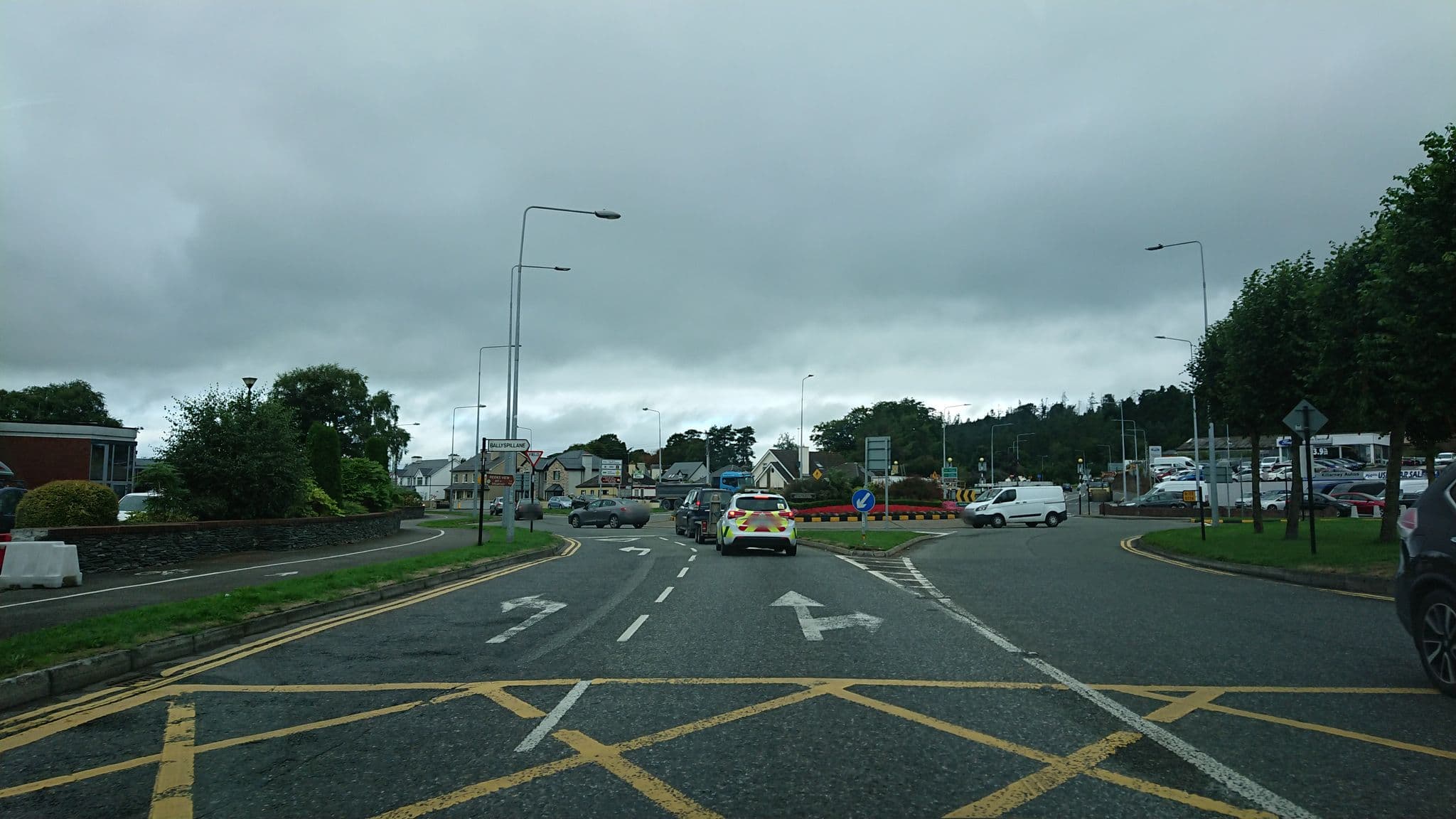 Street view near 3 Lakes Hostel, Killarney