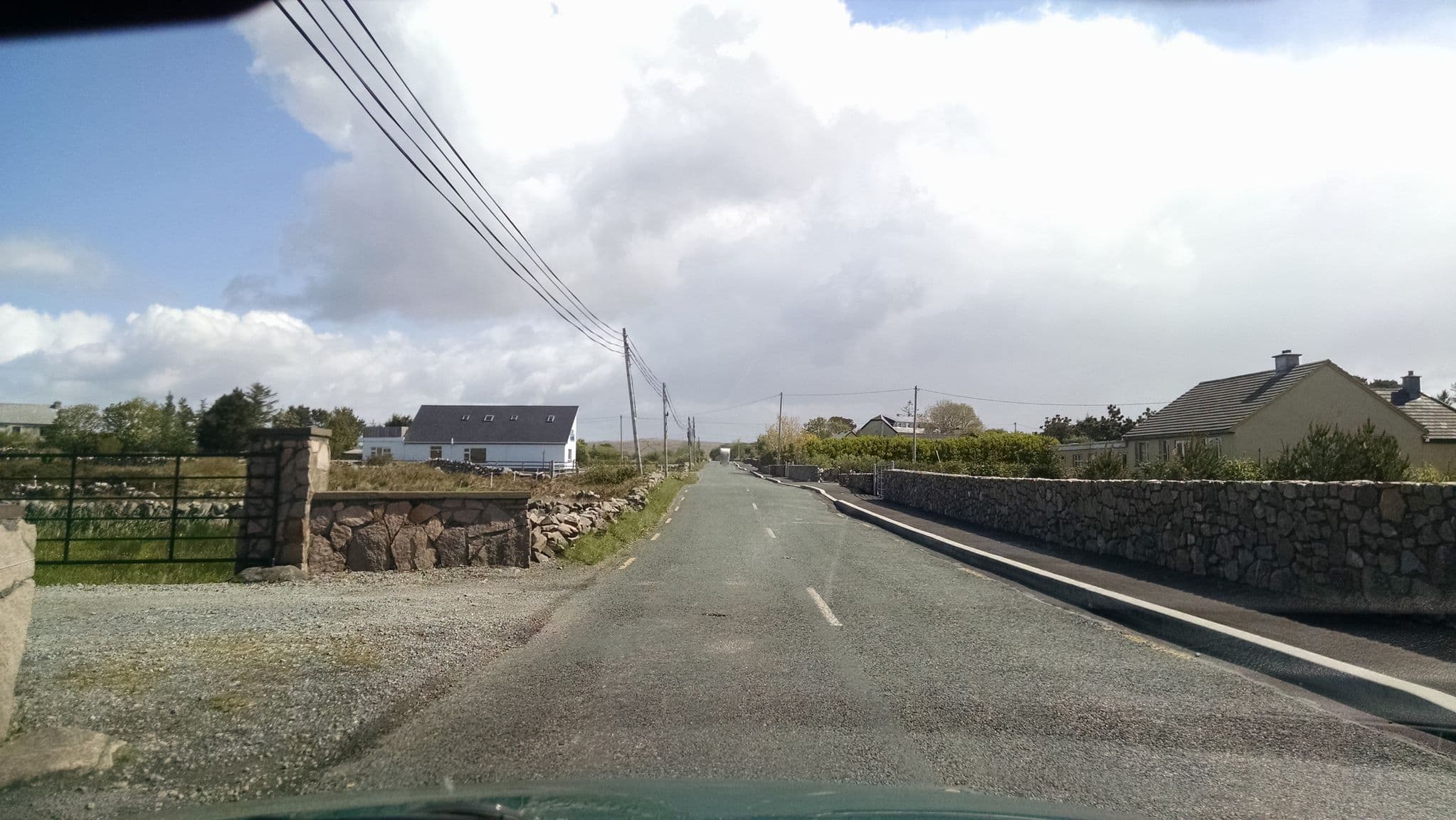 Street view near Cois Cuain B&B, Oughterard — © stephanep (CC BY-SA · Mapillary)