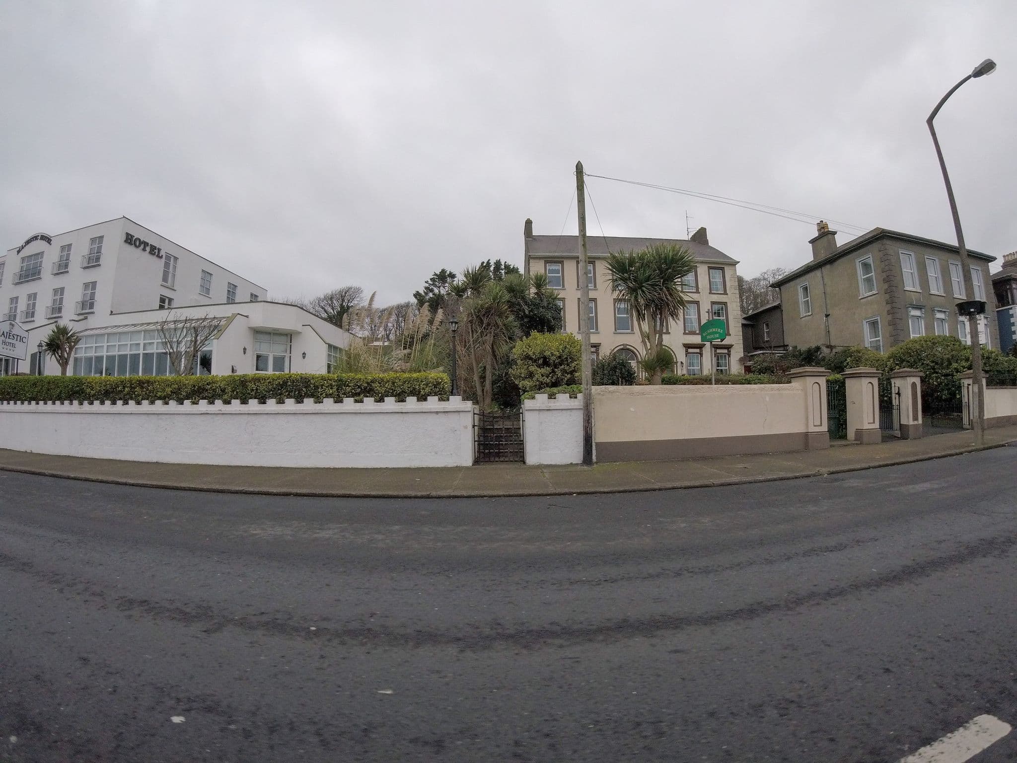 Street view near Rushmere House, Trá Mhór — © dave683 (CC BY-SA · Mapillary)