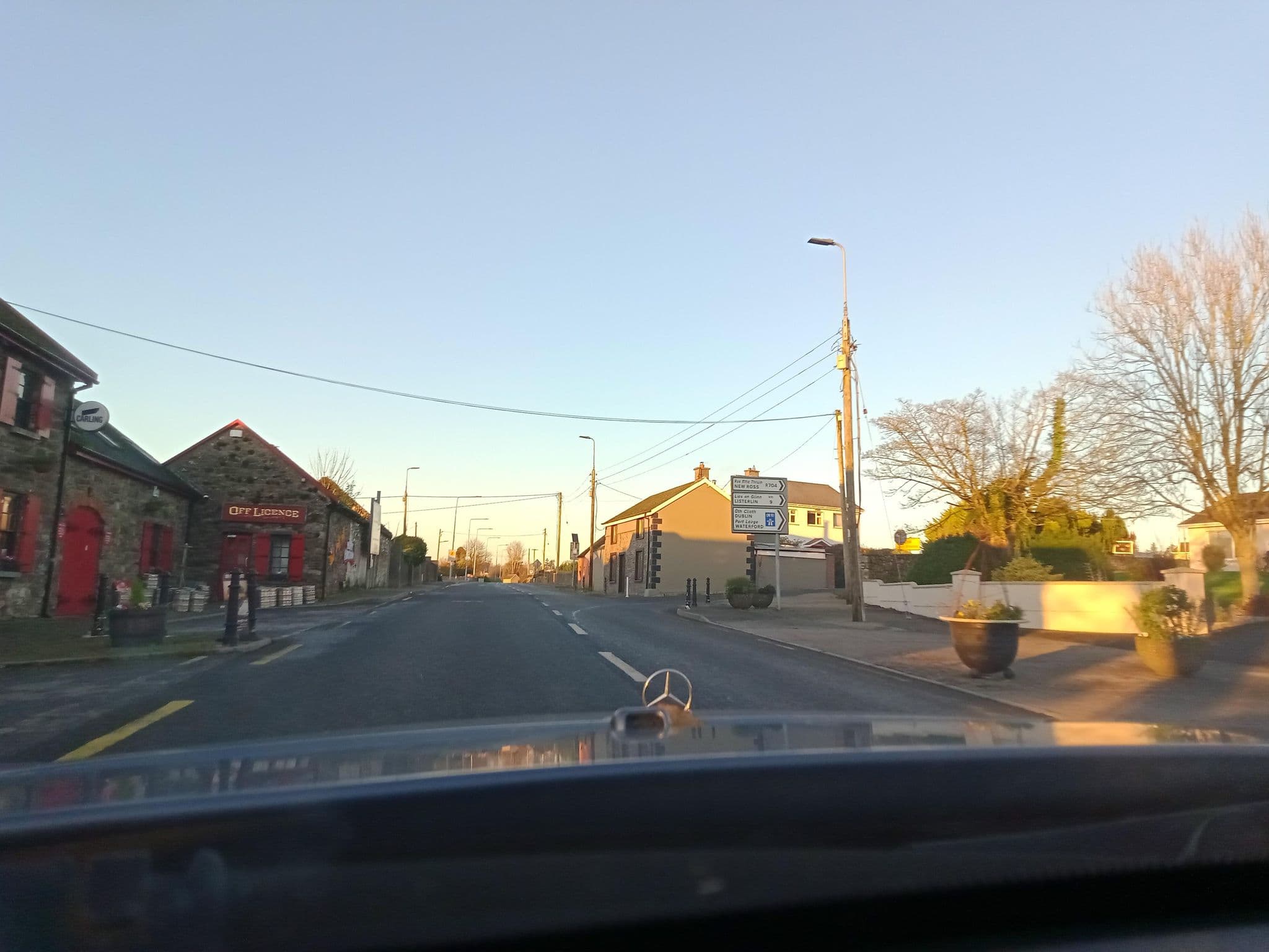 Street view near The Garrandarragh, Mooncoin — © annekaro (CC BY-SA · Mapillary)