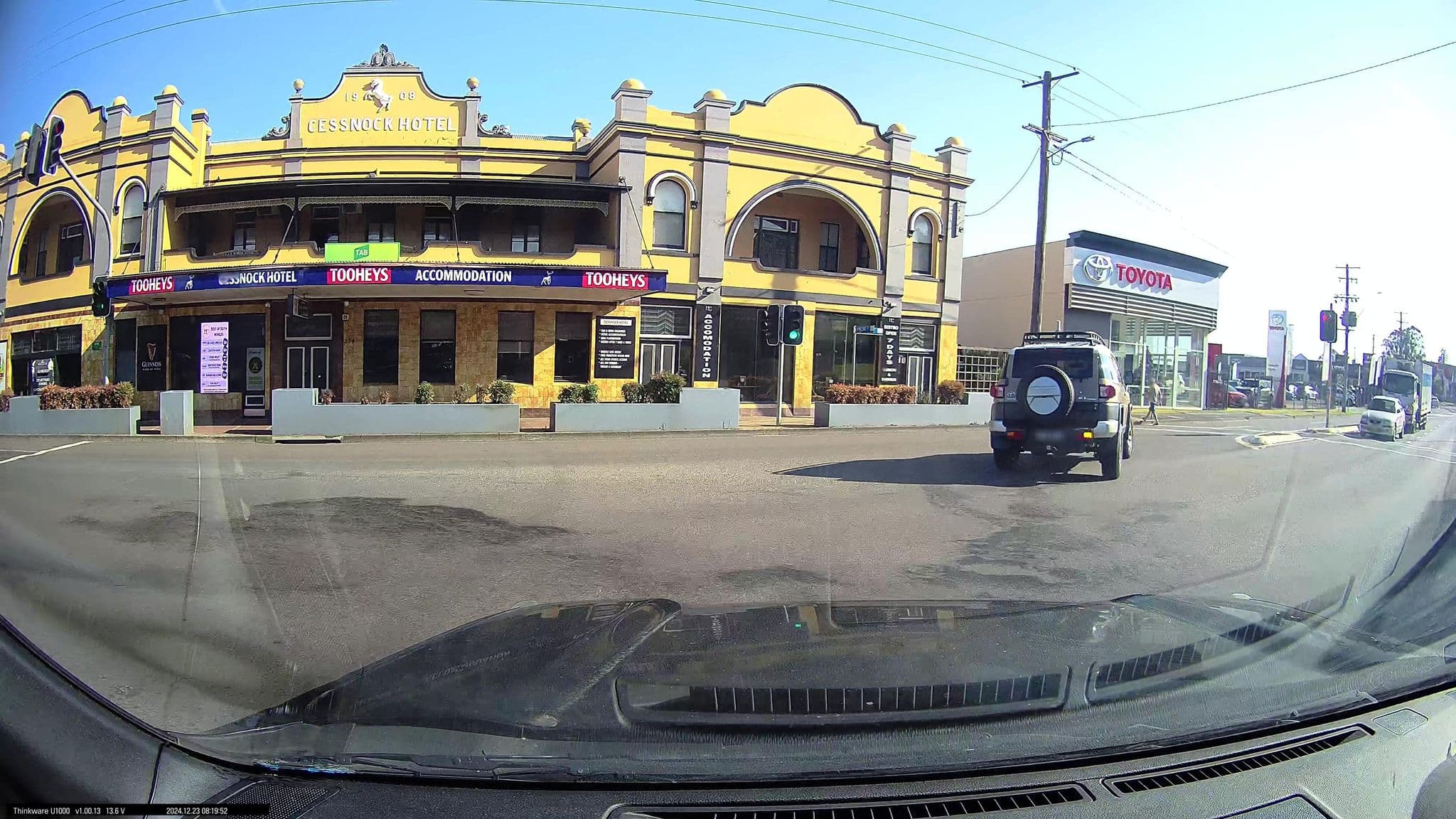 Street view near Cessnock Hotel, Cessnock — © maxim752 (CC BY-SA · Mapillary)