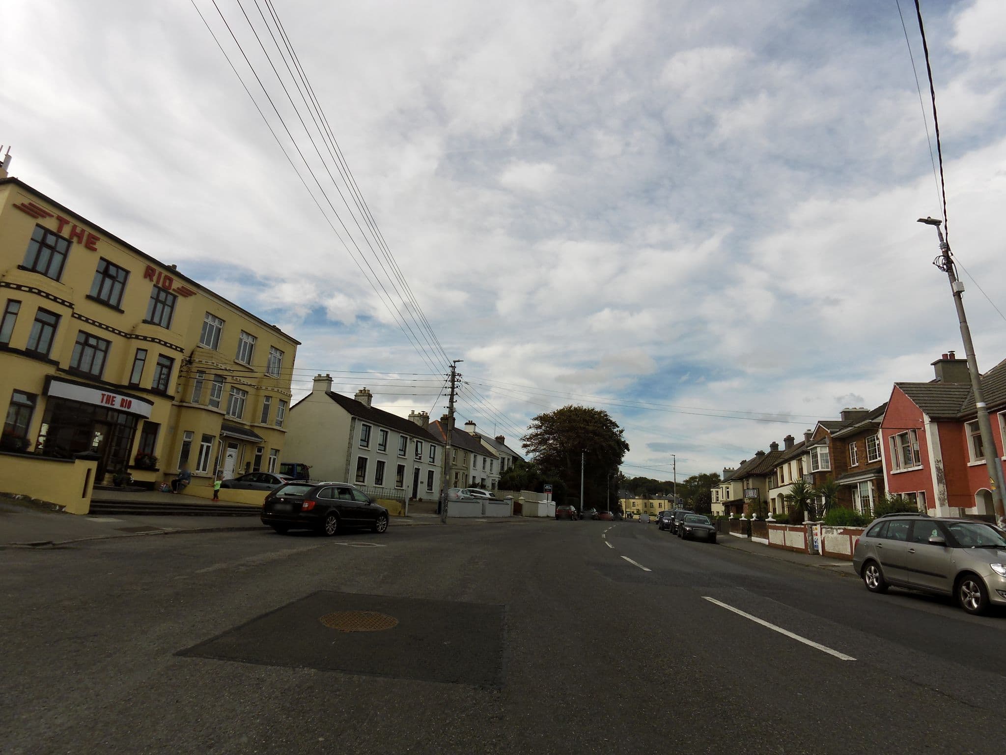Street view near The Rio Guesthouse, Galway — © dacor (CC BY-SA · Mapillary)