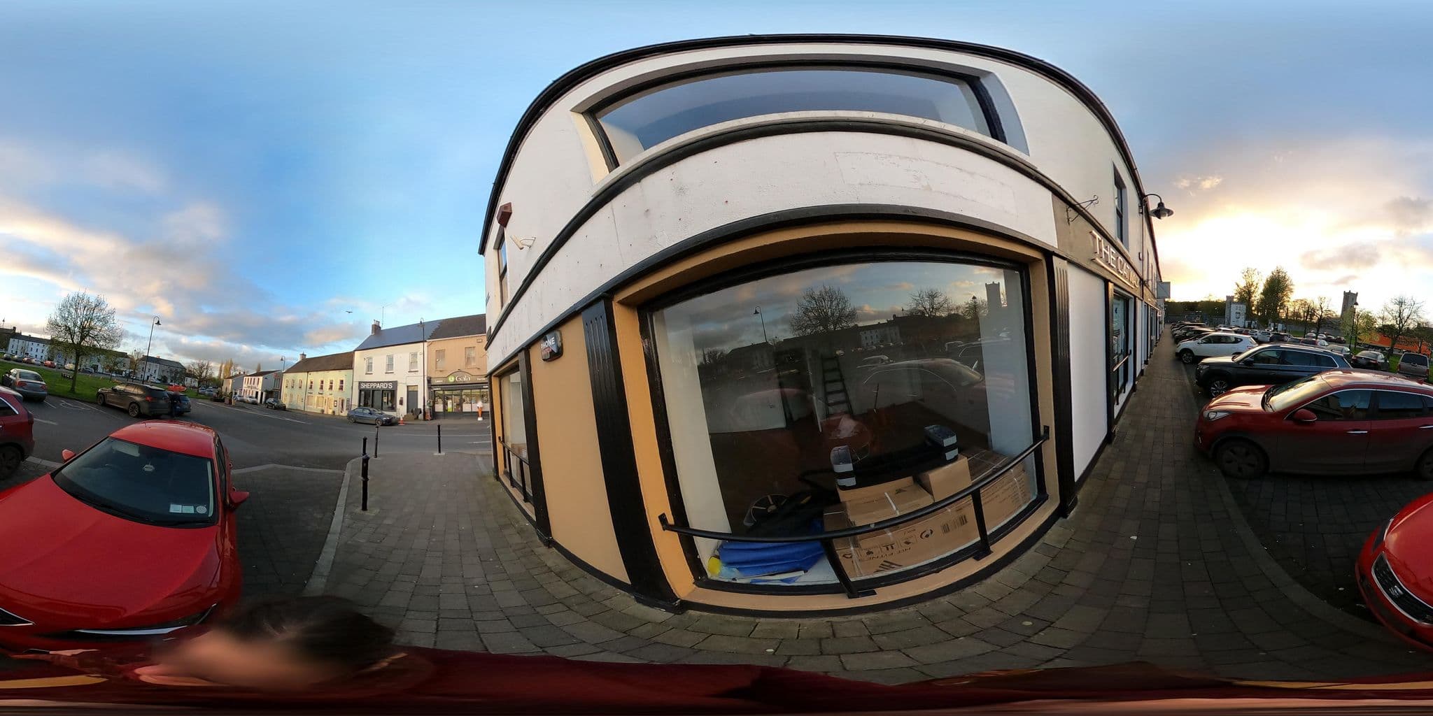Street view near Castle View, Ballyragget — © annekaro (CC BY-SA · Mapillary)