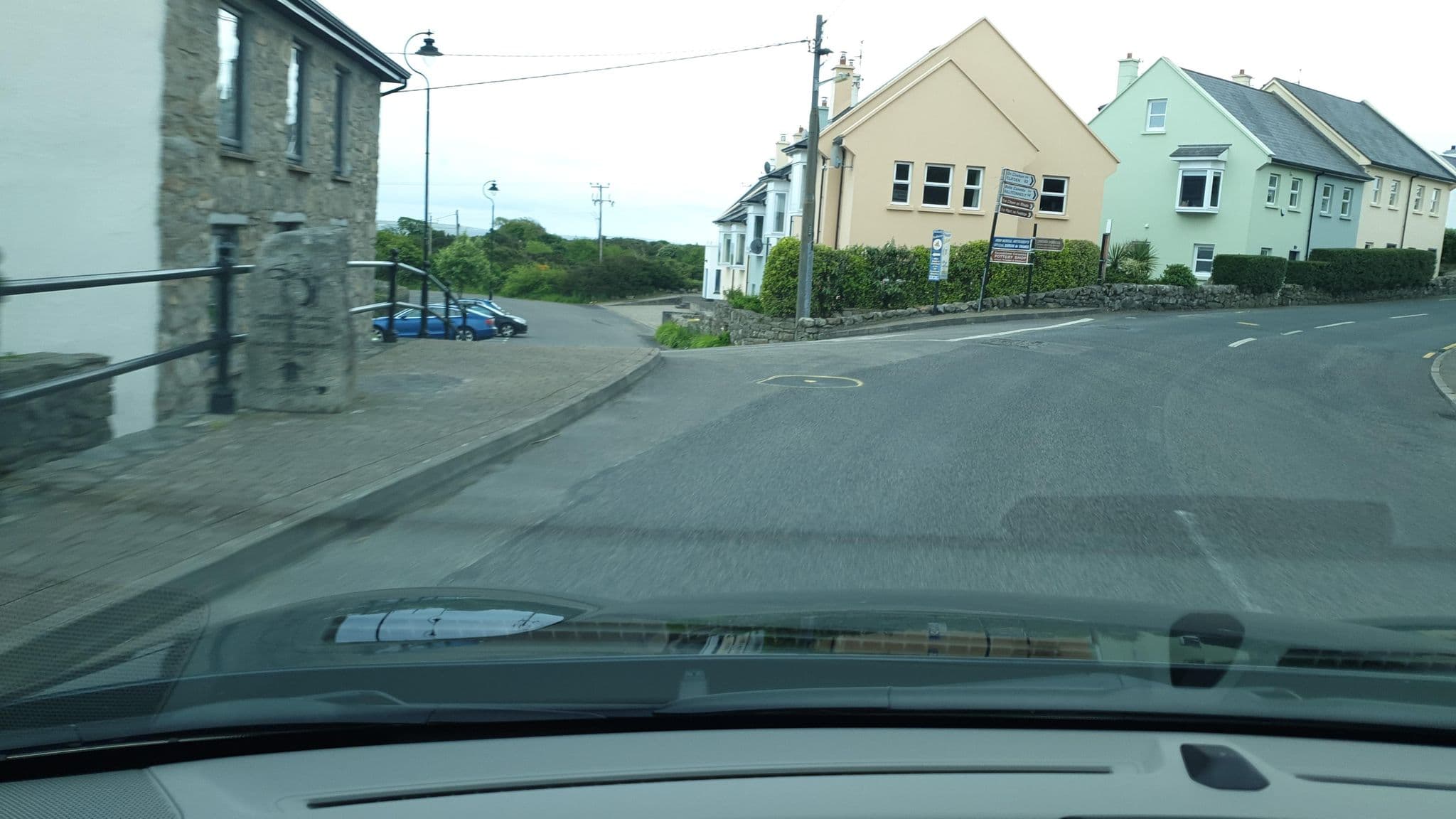 Street view near Island View Bed and Breakfast, Clifden — © yannakis (CC BY-SA · Mapillary)
