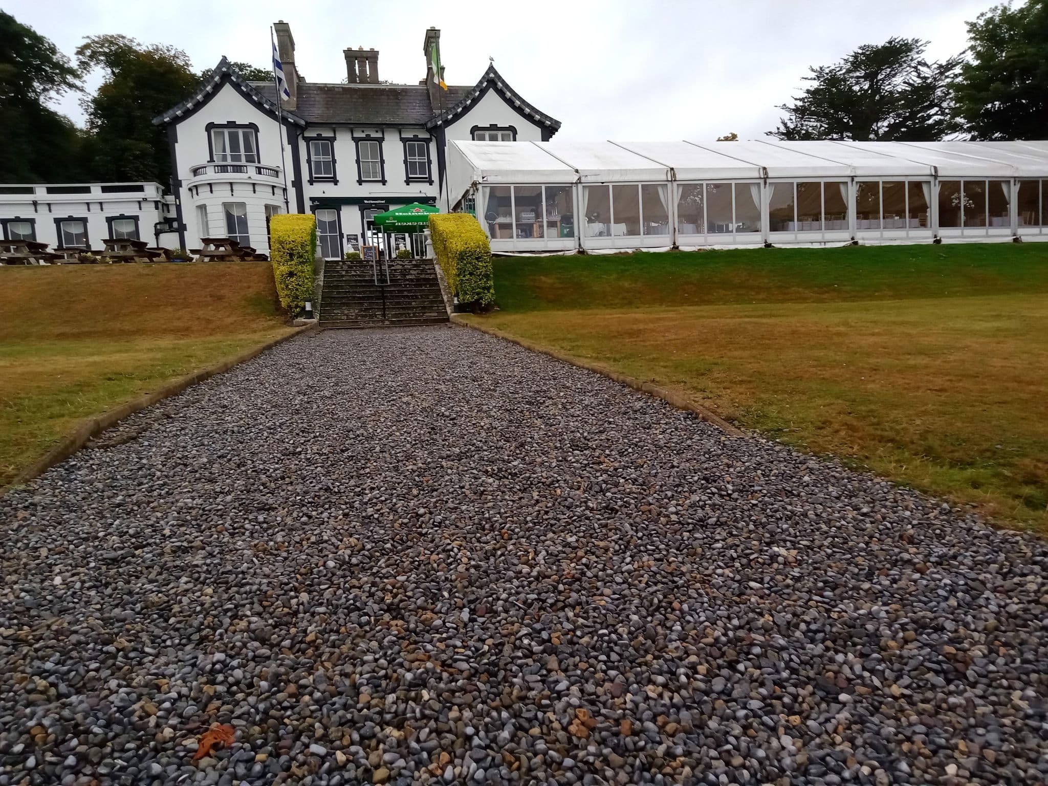 Street view near The Haven Hotel, Dunmore East — © annekaro (CC BY-SA · Mapillary)