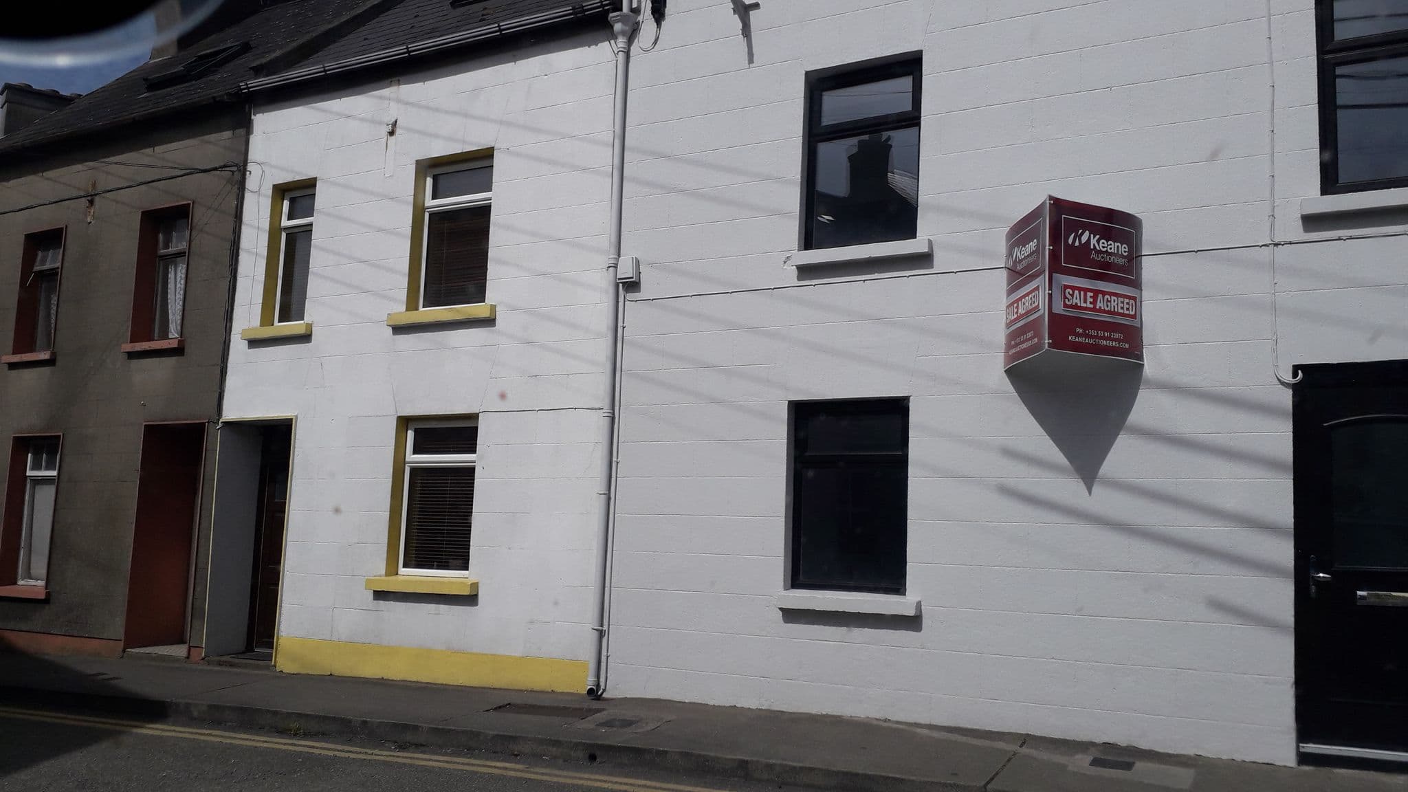 Street view near Faythe Guesthouse, Wexford — © lineo (CC BY-SA · Mapillary)