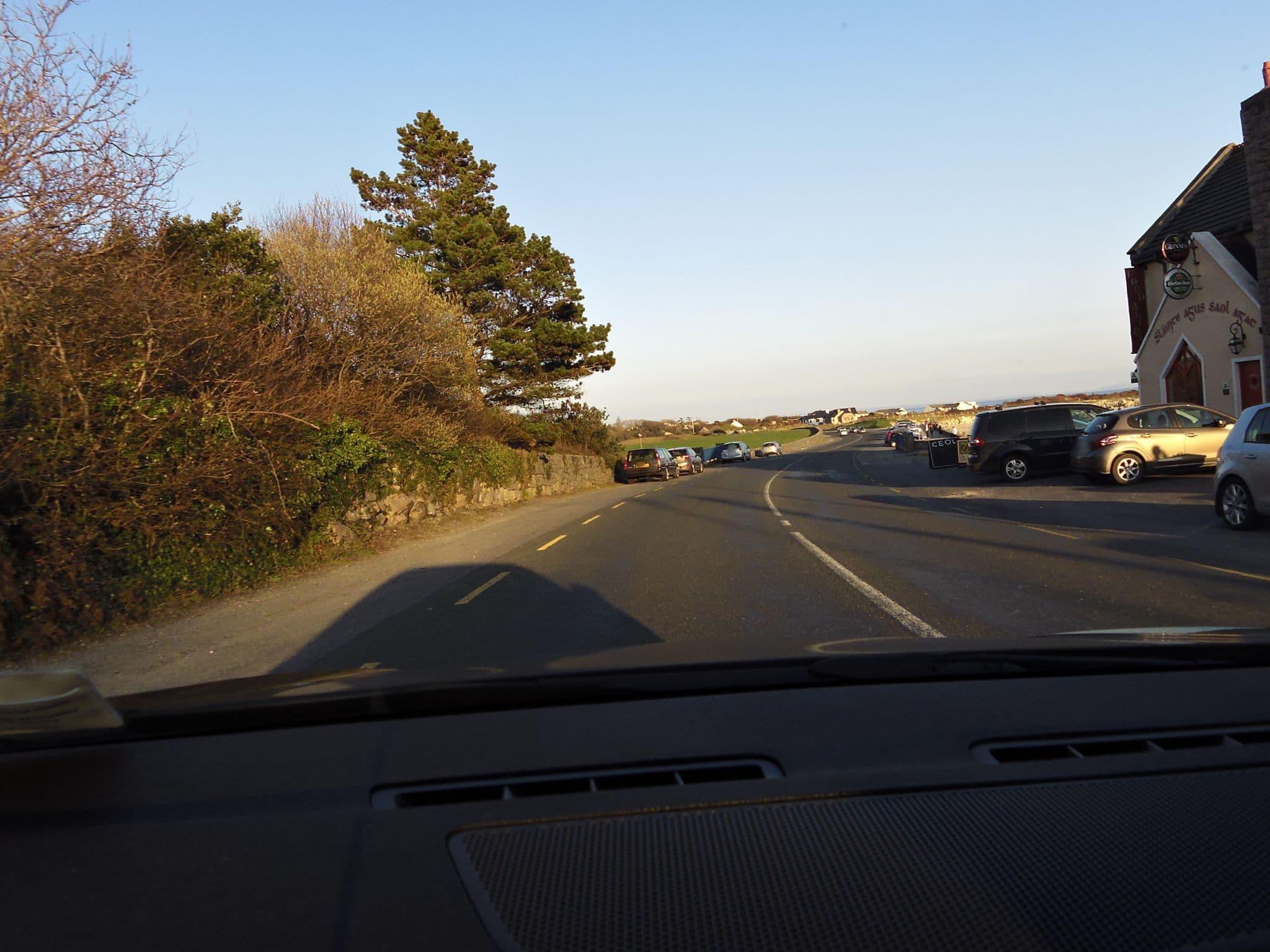 Street view near Pádraicín’s, Bearna — © dacor (CC BY-SA · Mapillary)