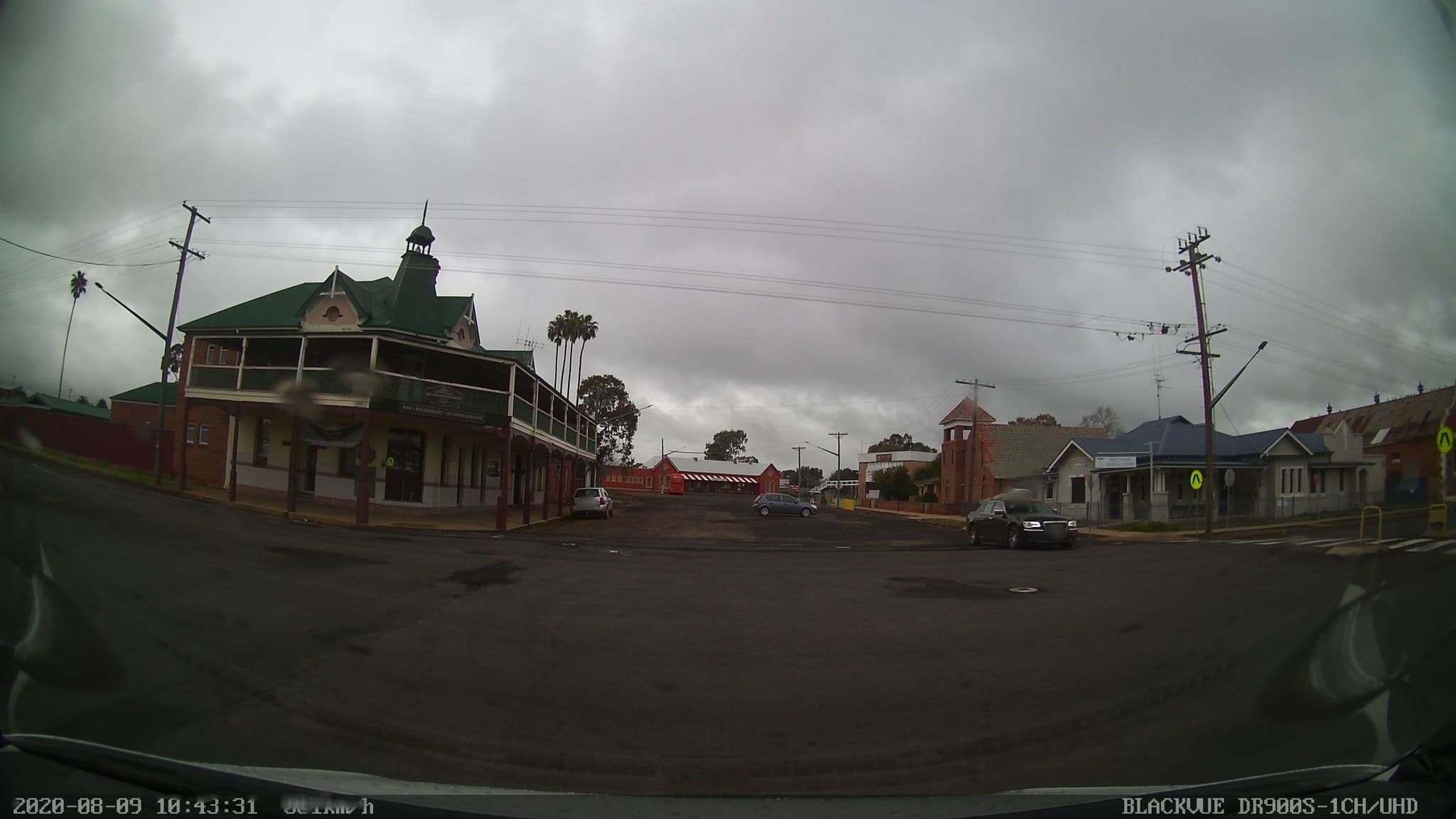 Street view near Wellington Hotel, Wellington — © bob3bob3 (CC BY-SA · Mapillary)
