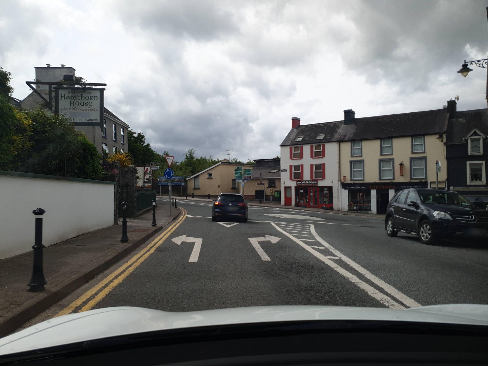 Street view near Hawthorn Lodges, Kenmare — © yannakis (CC BY-SA · Mapillary)