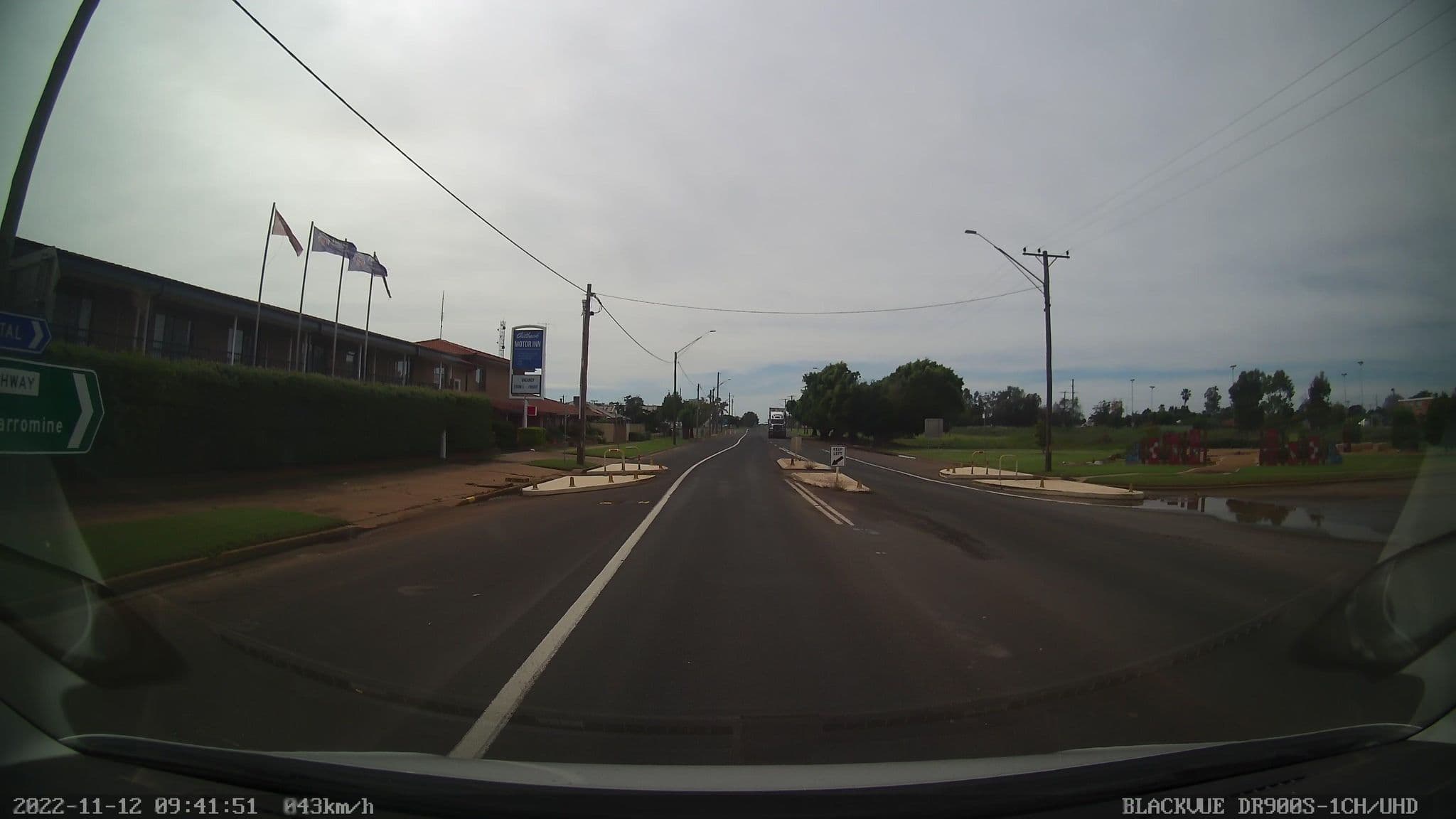 Street view near Outback Motor Inn, Nyngan — © bob3bob3 (CC BY-SA · Mapillary)
