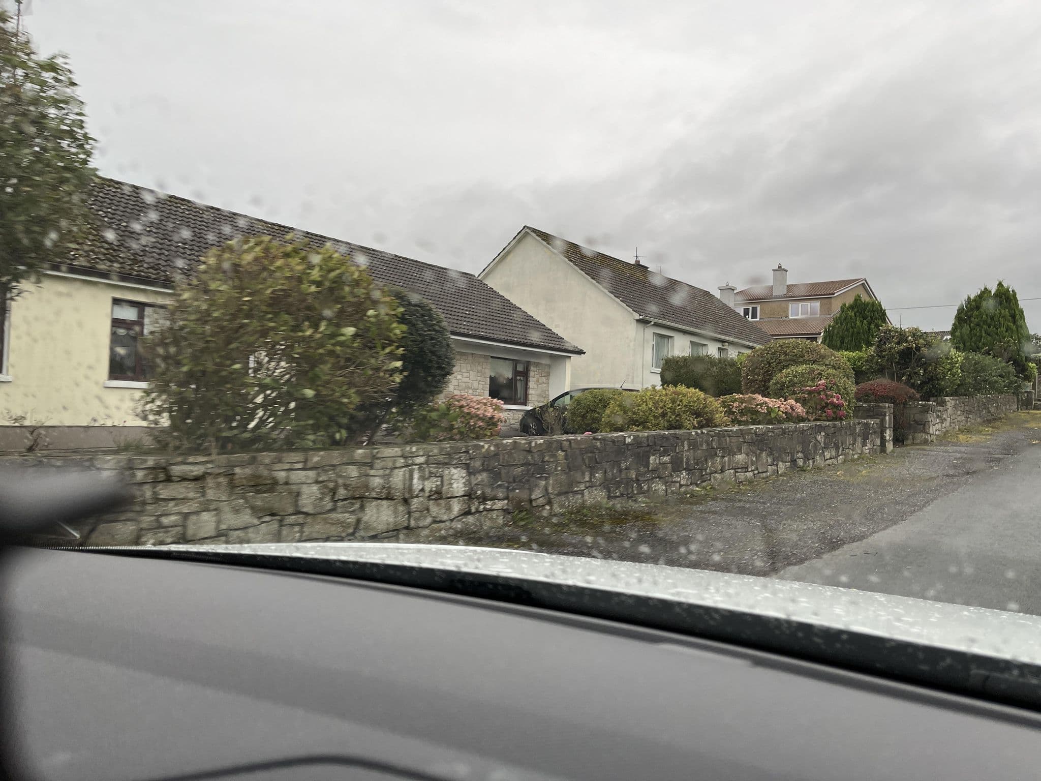 Street view near Kilvarnet House, Strandhill — © noelb (CC BY-SA · Mapillary)