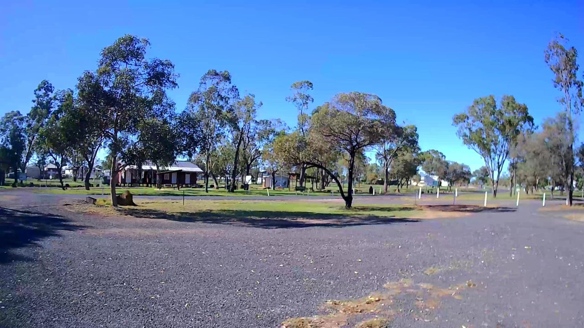 Street view near Brigalow Creek (North) Camping Area / Meandarra Powered Camping Area, Tara — © bob3bob3 (CC BY-SA · Mapillary)