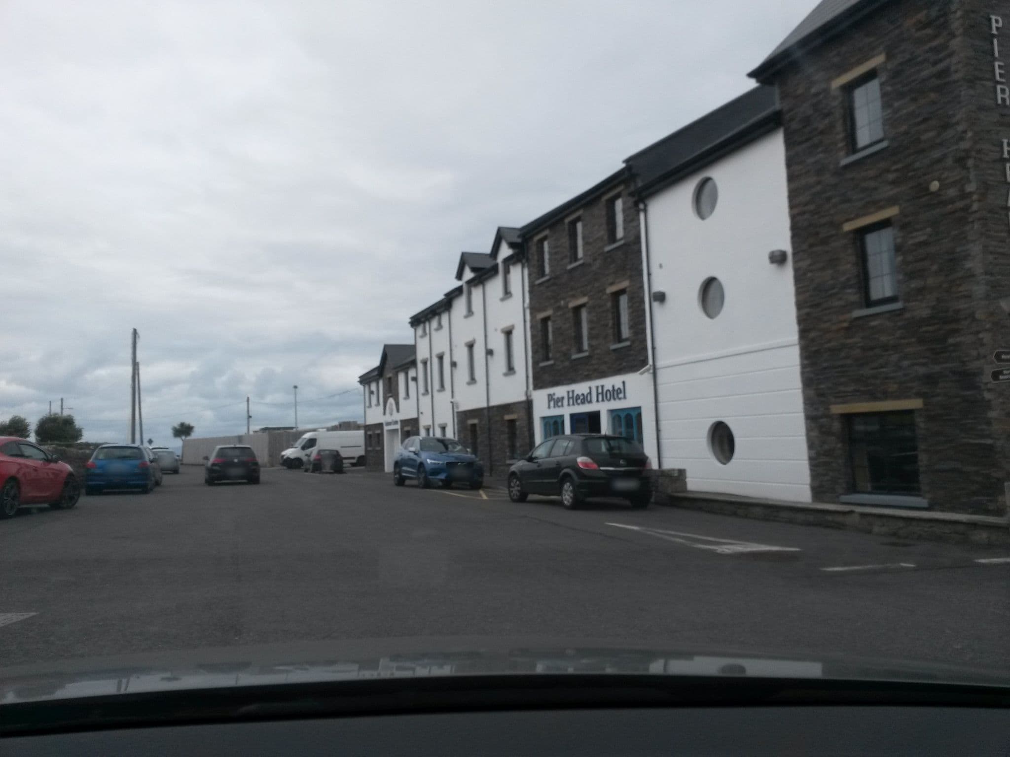 Street view near Pier Head Hotel, Kinlough — © rausk (CC BY-SA · Mapillary)