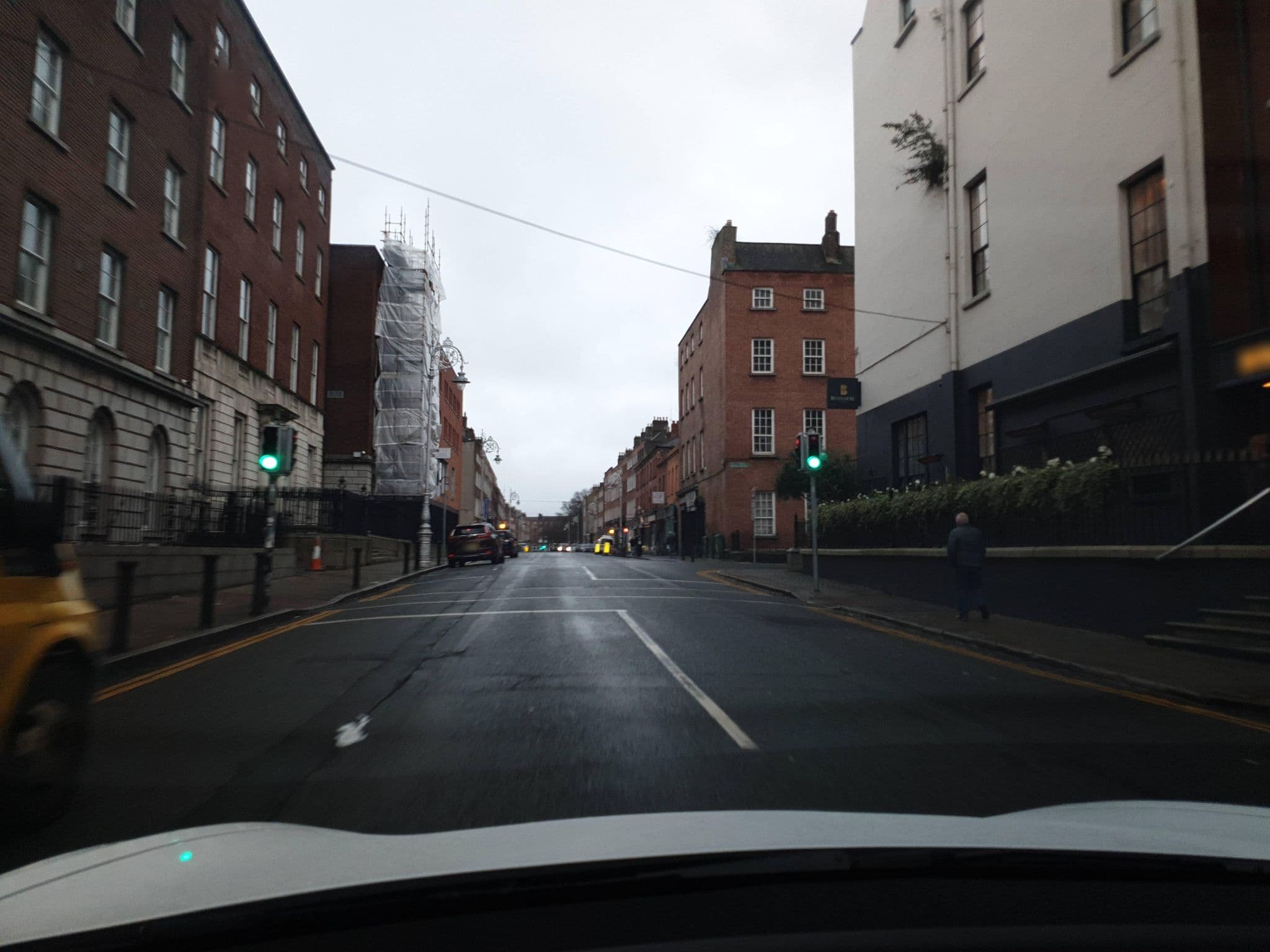 Street view near The Belvedere Hotel, Drumcondra — © yannakis (CC BY-SA · Mapillary)