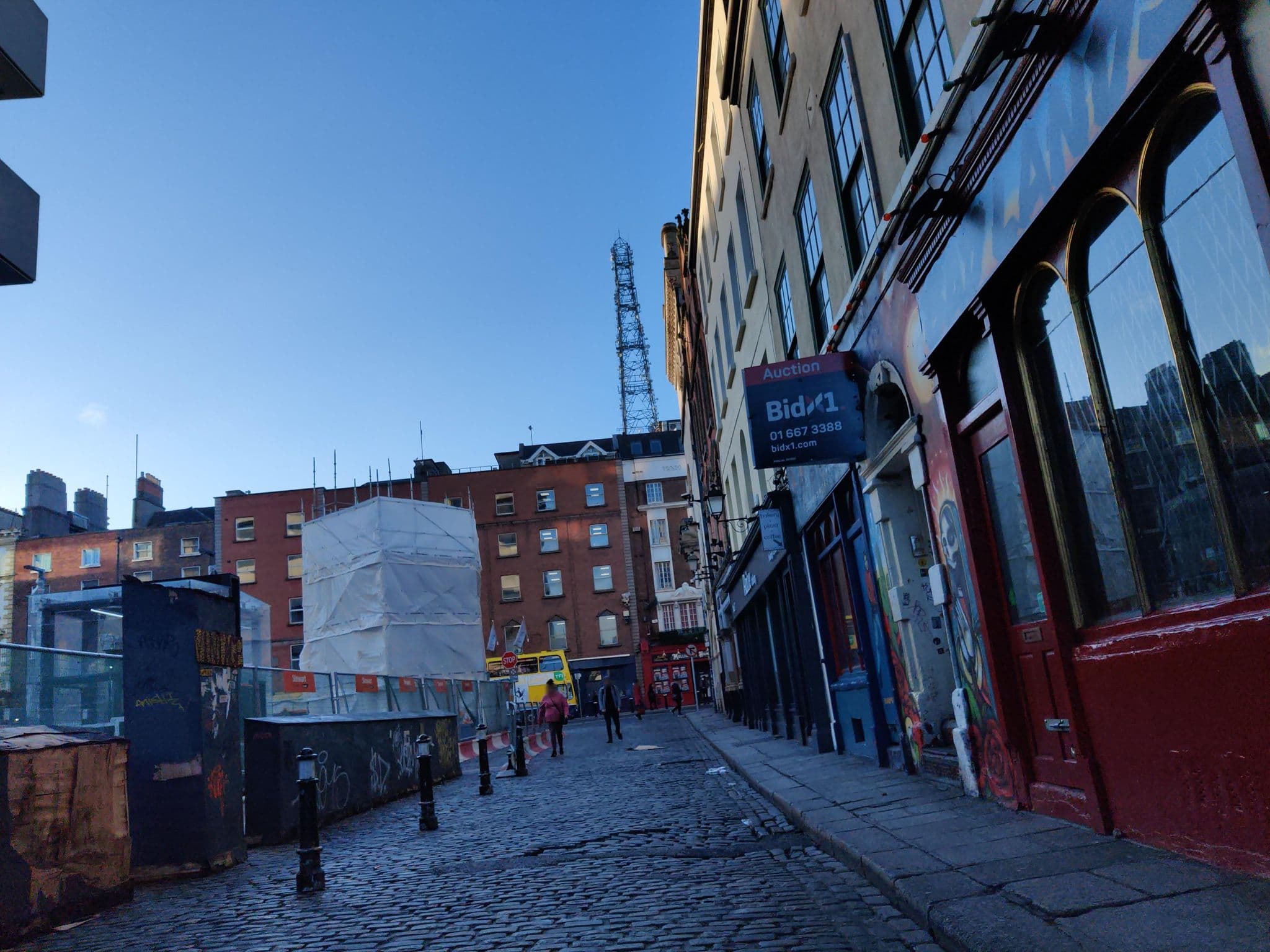 Street view near Dublin Citi Hotel, Dublin — © tumblecow (CC BY-SA · Mapillary)