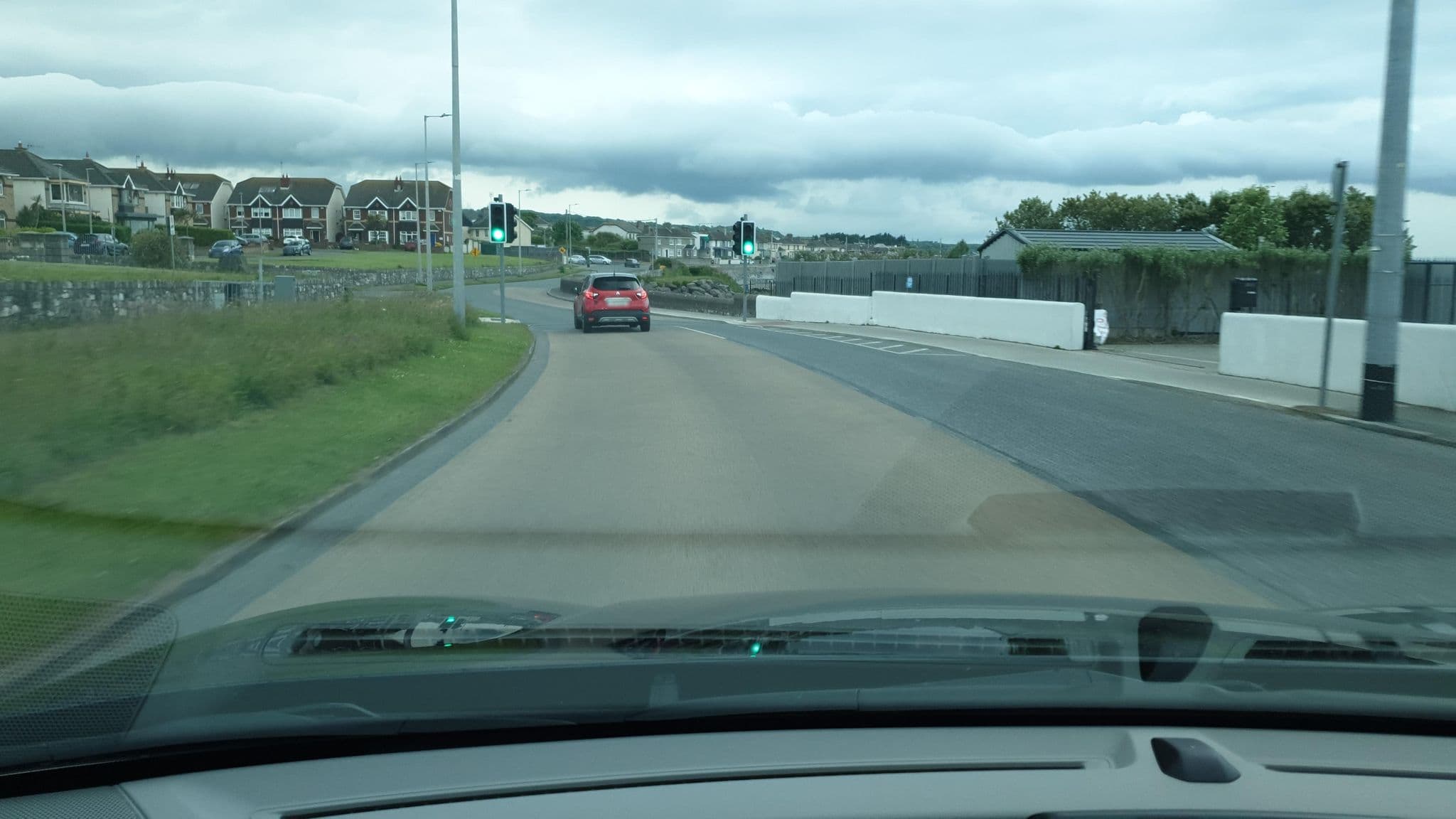 Street view near The White Cottages B&B, Skerries — © yannakis (CC BY-SA · Mapillary)