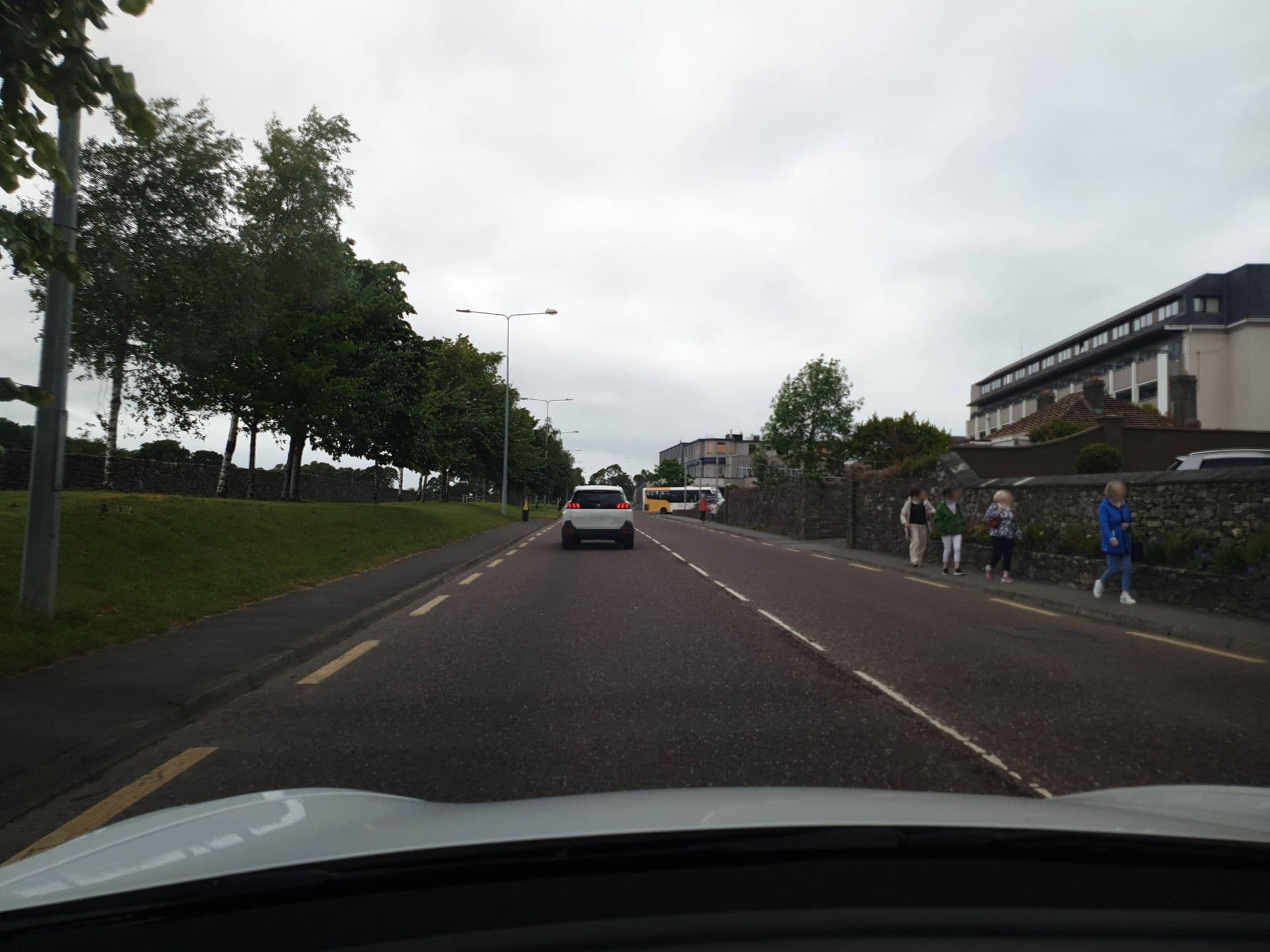 Street view near Victoria House Hotel, Killarney