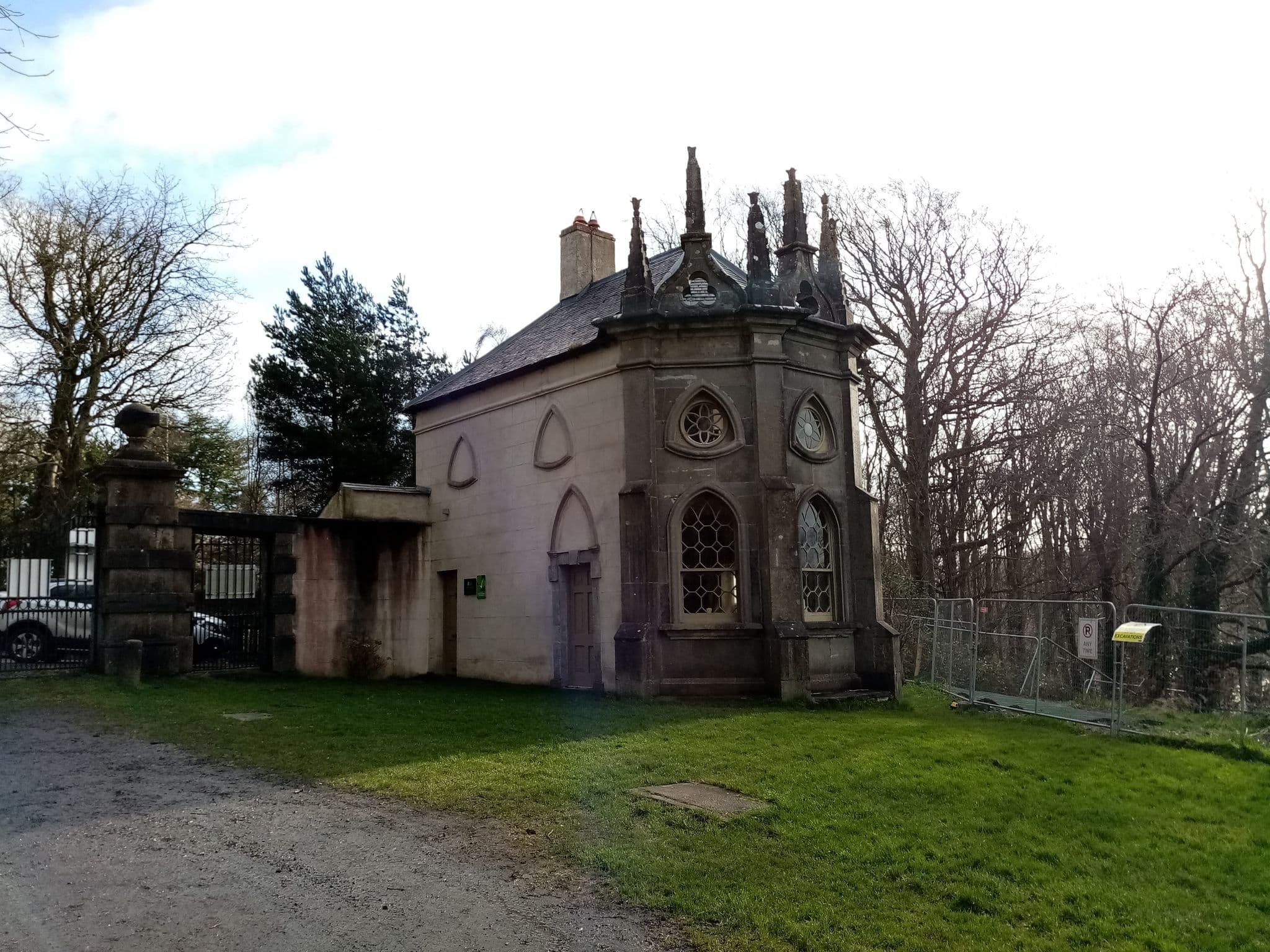 Street view near Batty Langley Lodge, Celbridge — © coneyboro (CC BY-SA · Mapillary)