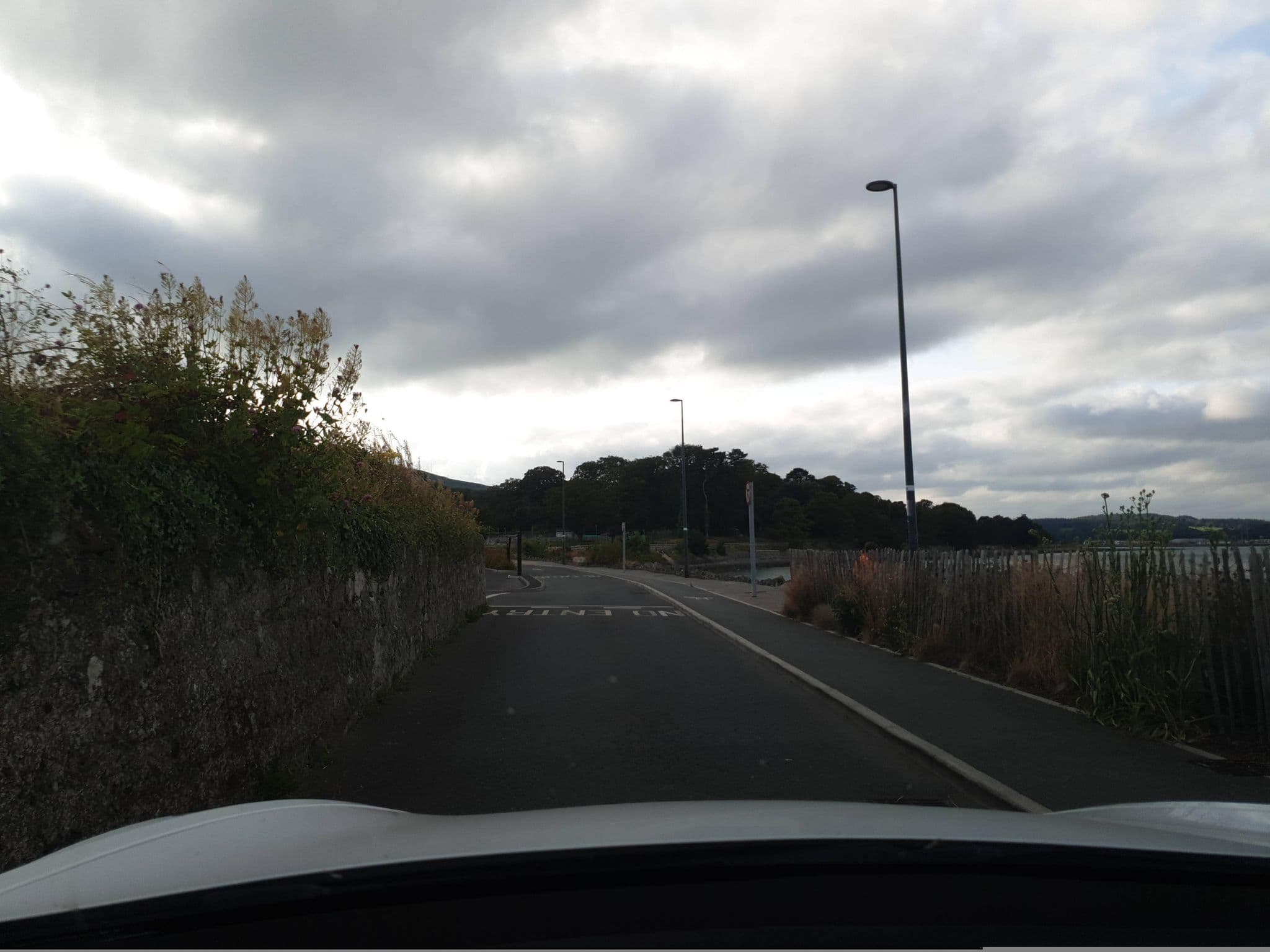 Street view near The Grand Central Hotel, Carlingford — © yannakis (CC BY-SA · Mapillary)