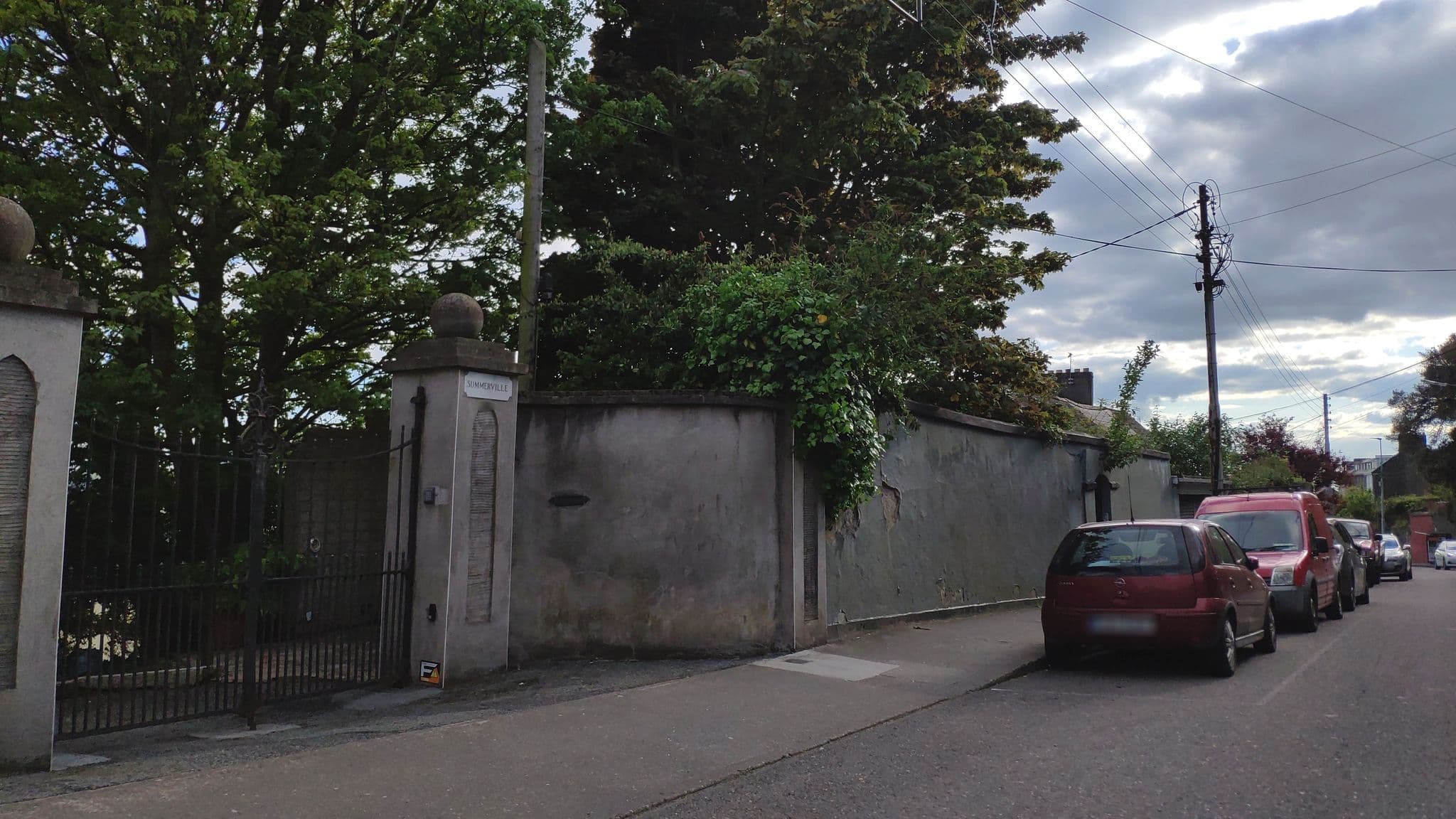 Street view near Gabriel House B&B, Cork — © florentch (CC BY-SA · Mapillary)