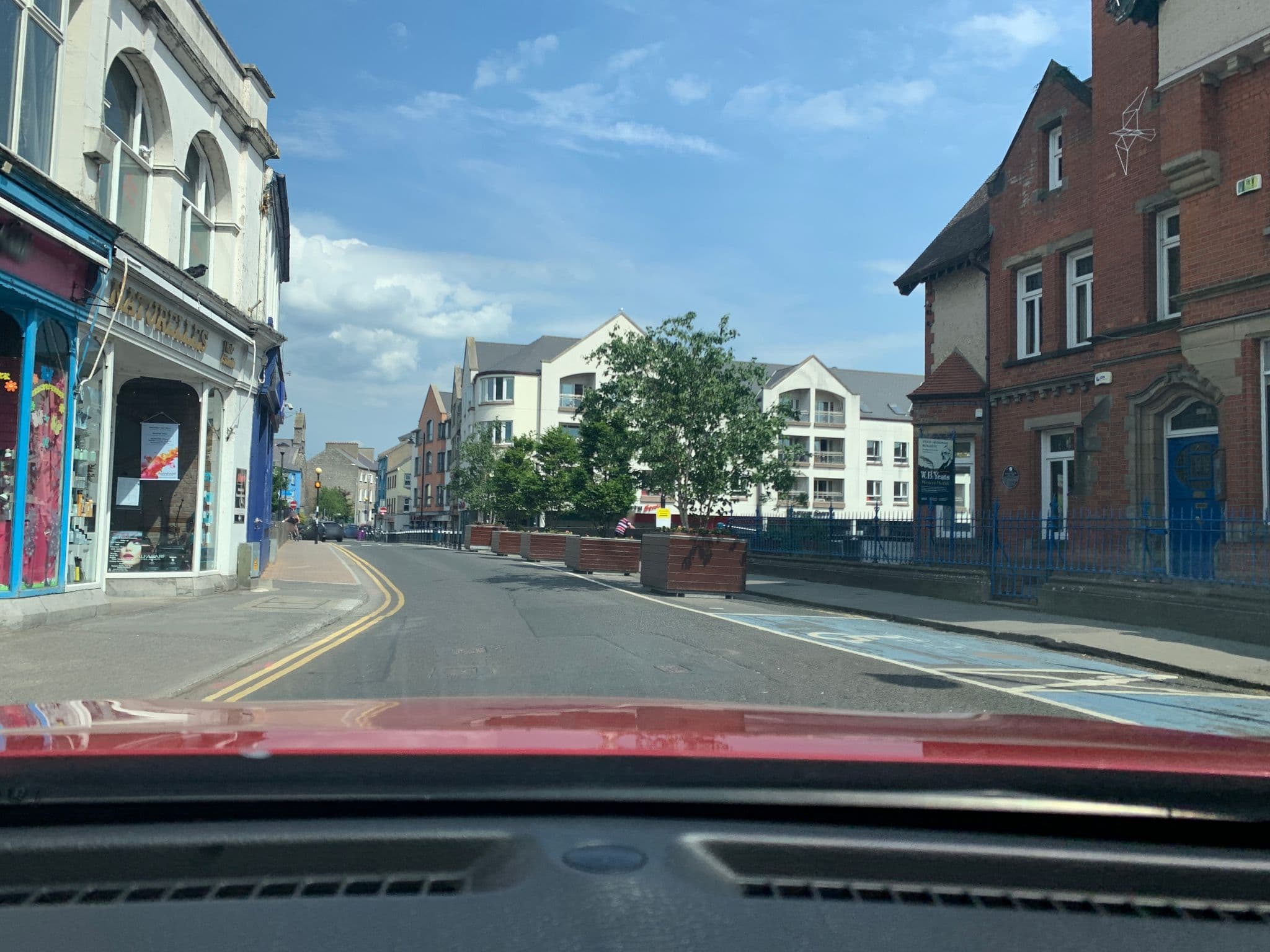 Street view near The Glasshouse, Sligo — © noelb (CC BY-SA · Mapillary)