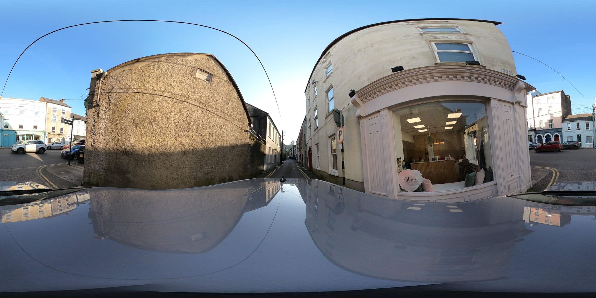 Street view near North Main Street, Youghal — © annekaro (CC BY-SA · Mapillary)
