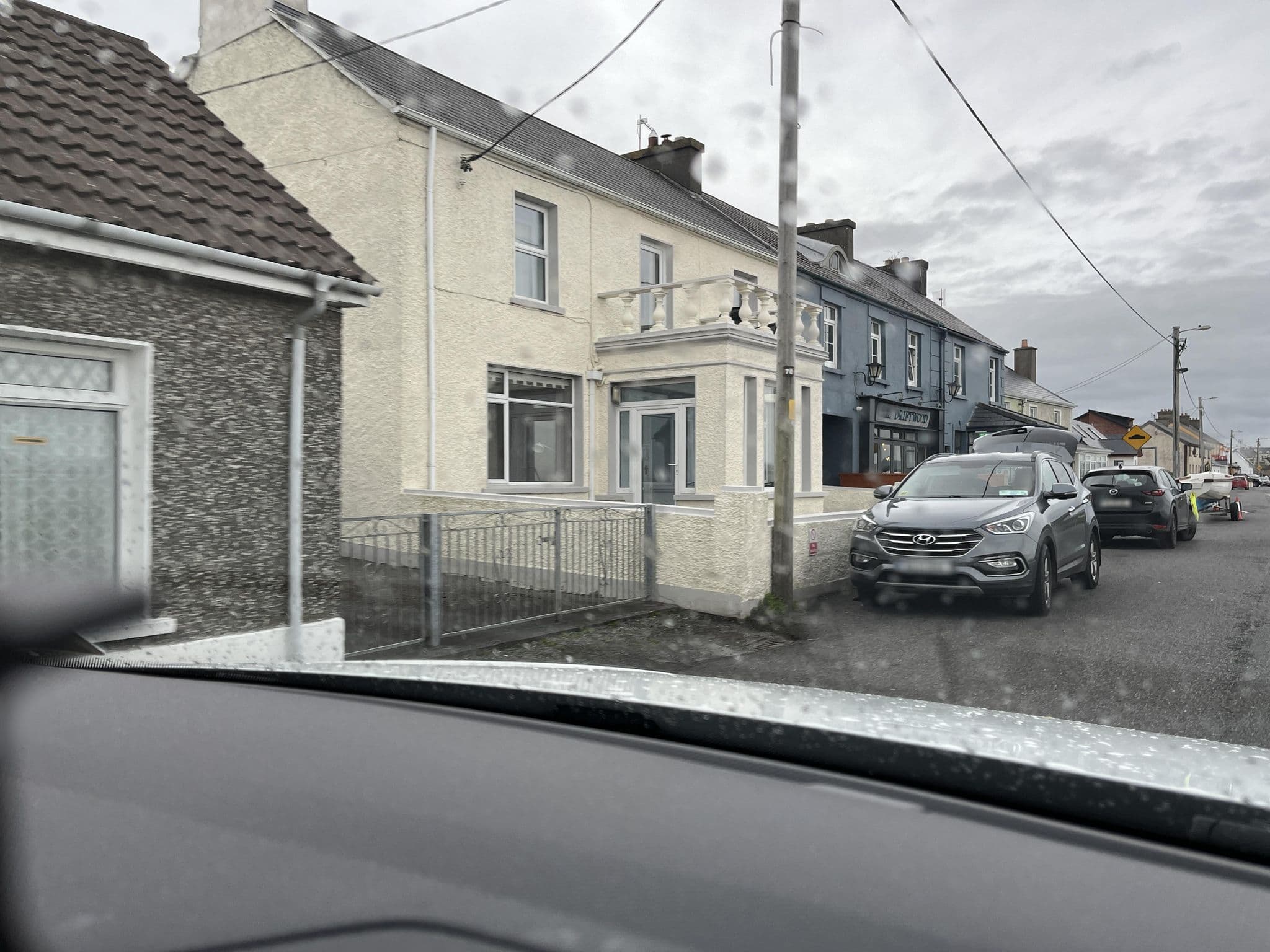 Street view near Sligo Bay Lodge, Strandhill — © noelb (CC BY-SA · Mapillary)