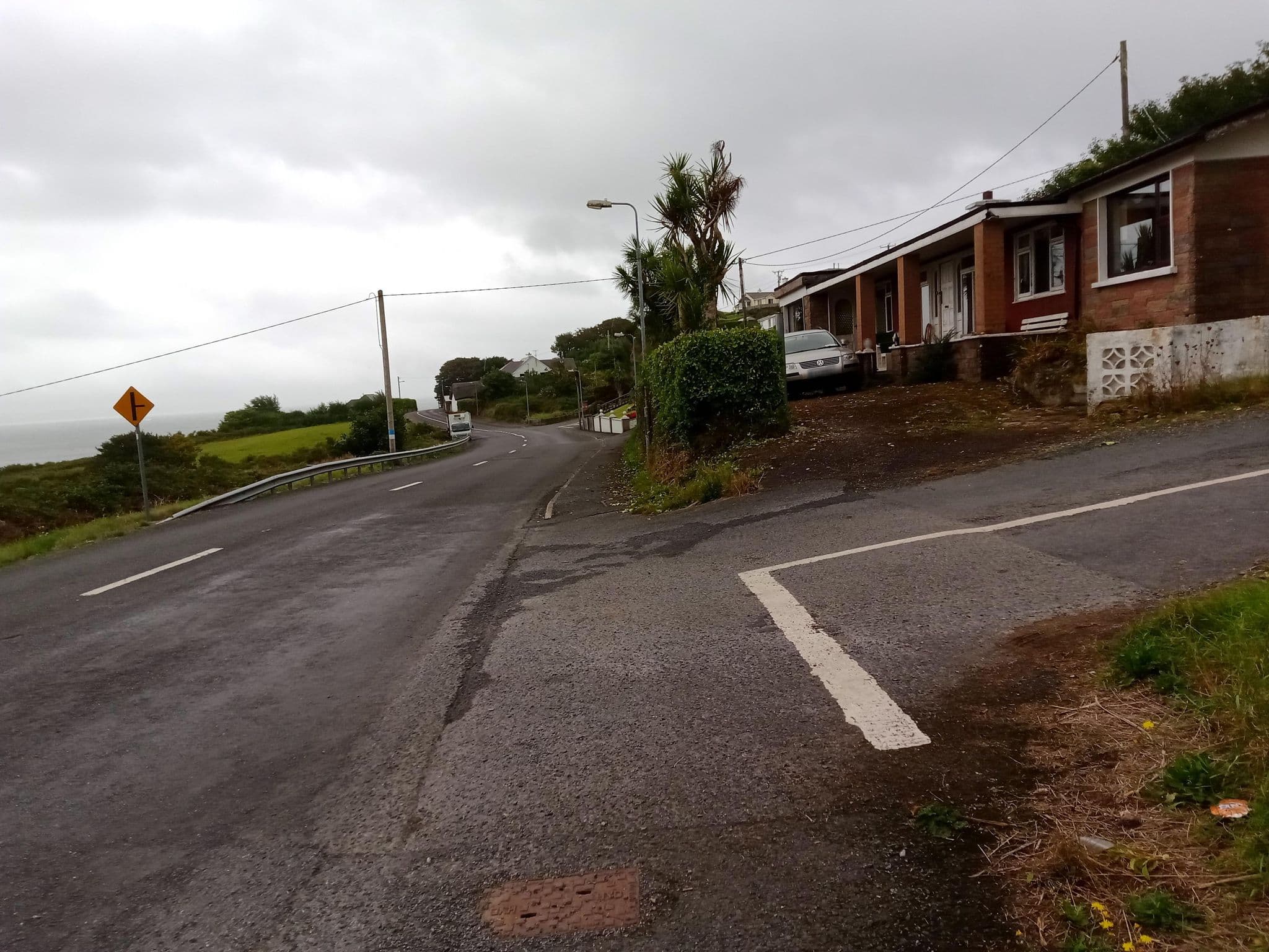 Street view near Cois Cuain, Dungarvan — © annekaro (CC BY-SA · Mapillary)