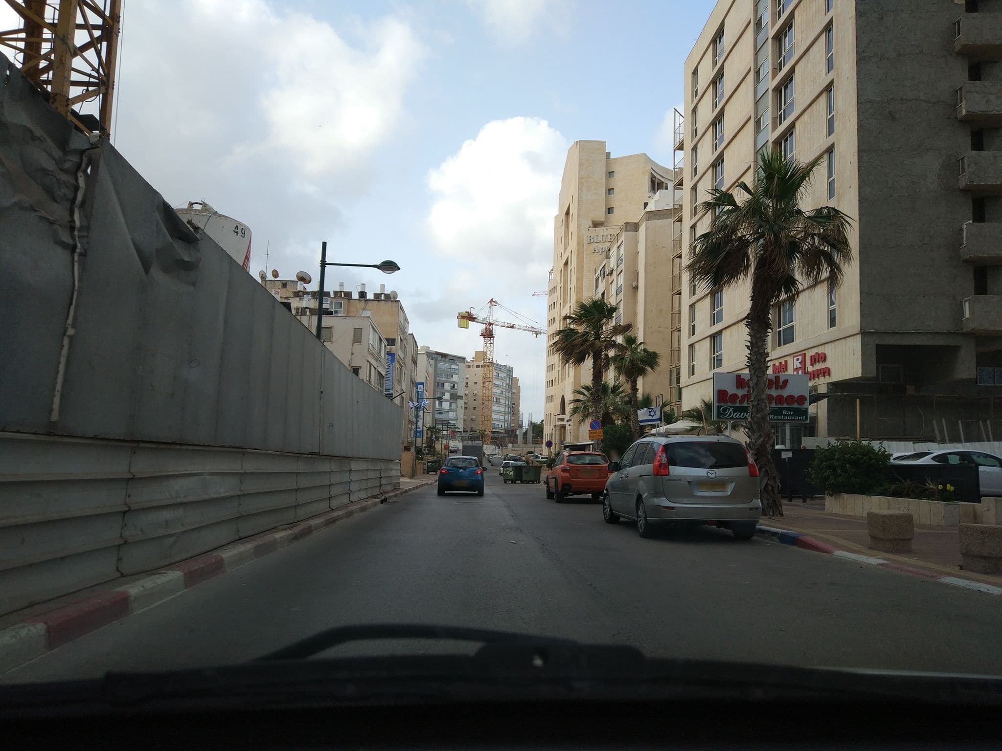 Street view near Residence Beach, Netanya — © hind (CC BY-SA · Mapillary)