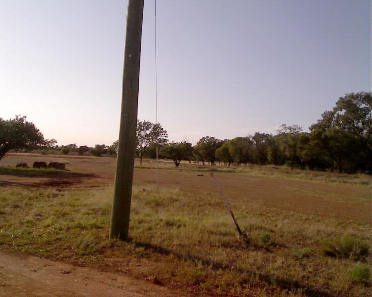 Street view near Toompine Hotel, Cunnamulla — © bob3bob3 (CC BY-SA · Mapillary)