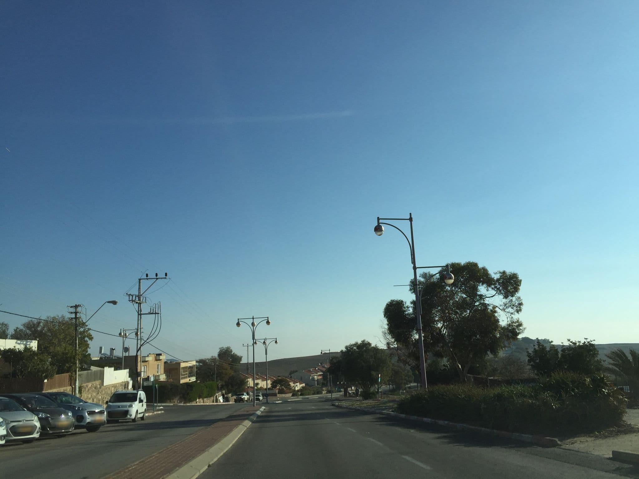 Street view near Yehelim Boutique Hotel, Arad — © richlv (CC BY-SA · Mapillary)