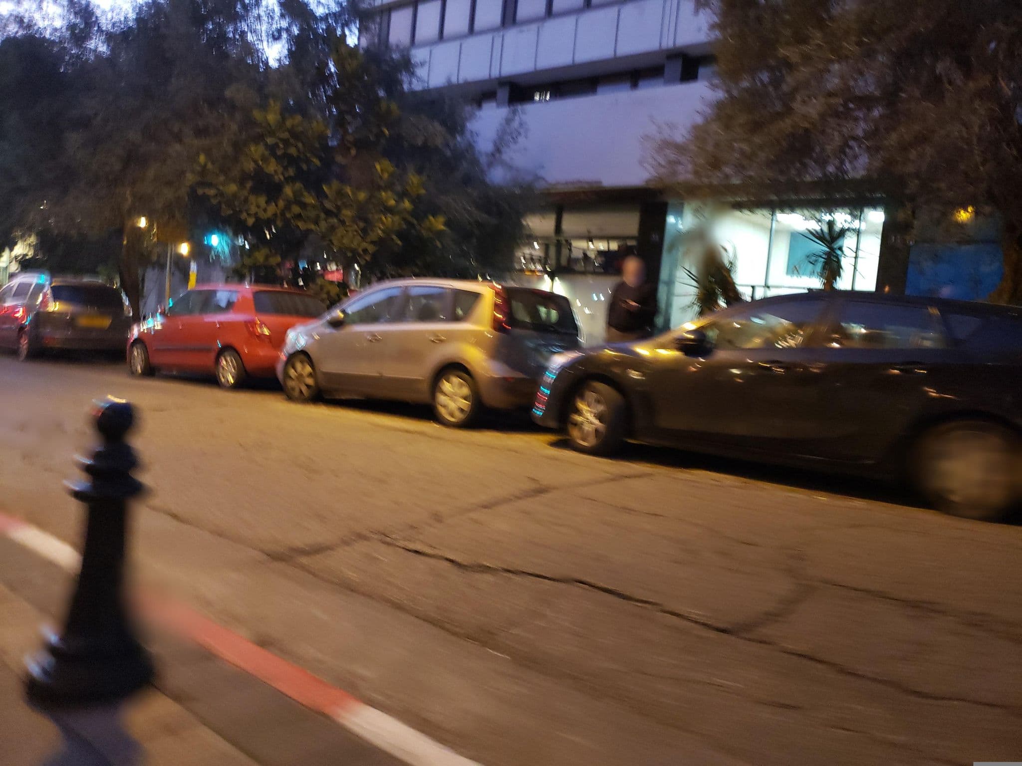 Street view near Montefiore, Tel Aviv — © mapfool (CC BY-SA · Mapillary)