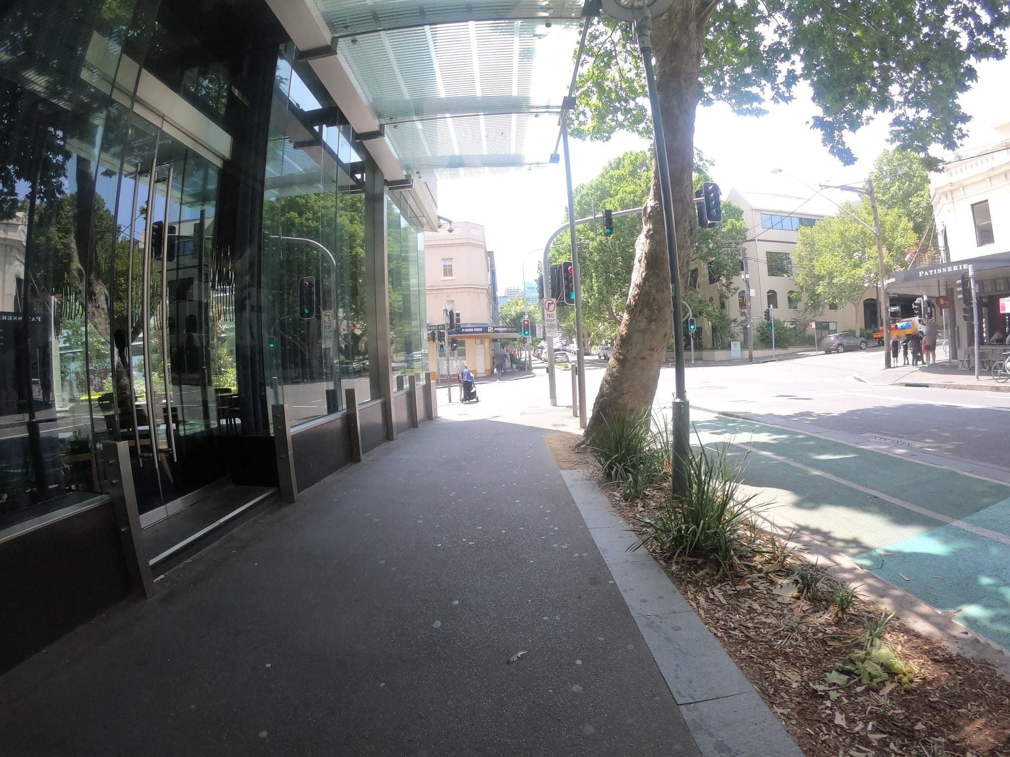 Street view near The Darling, Pyrmont — © ozflor (CC BY-SA · Mapillary)