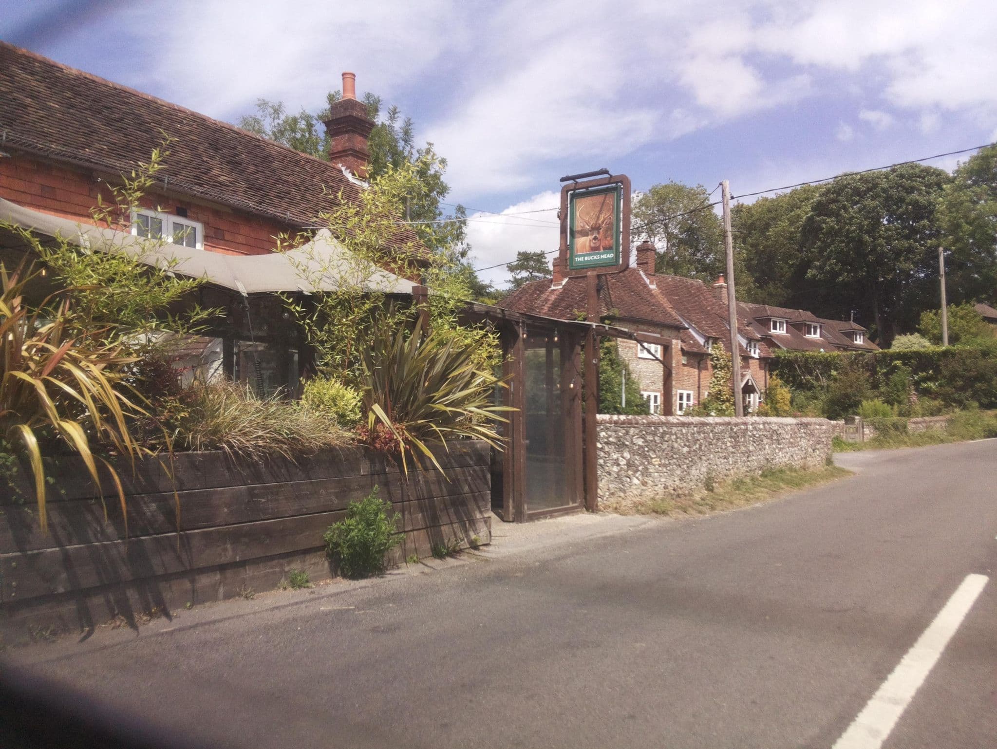 Street view near The Bucks Head, Swanmore — © southglos (CC BY-SA · Mapillary)