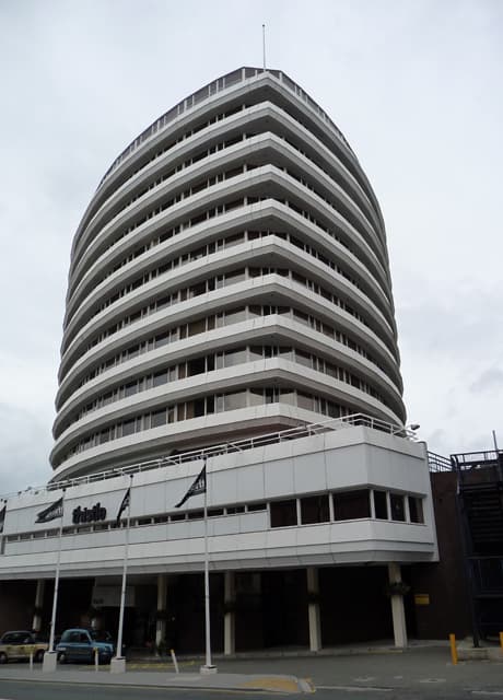 Atlantic Tower Hotel (via Wikimedia Commons, CC BY-SA 2.0)