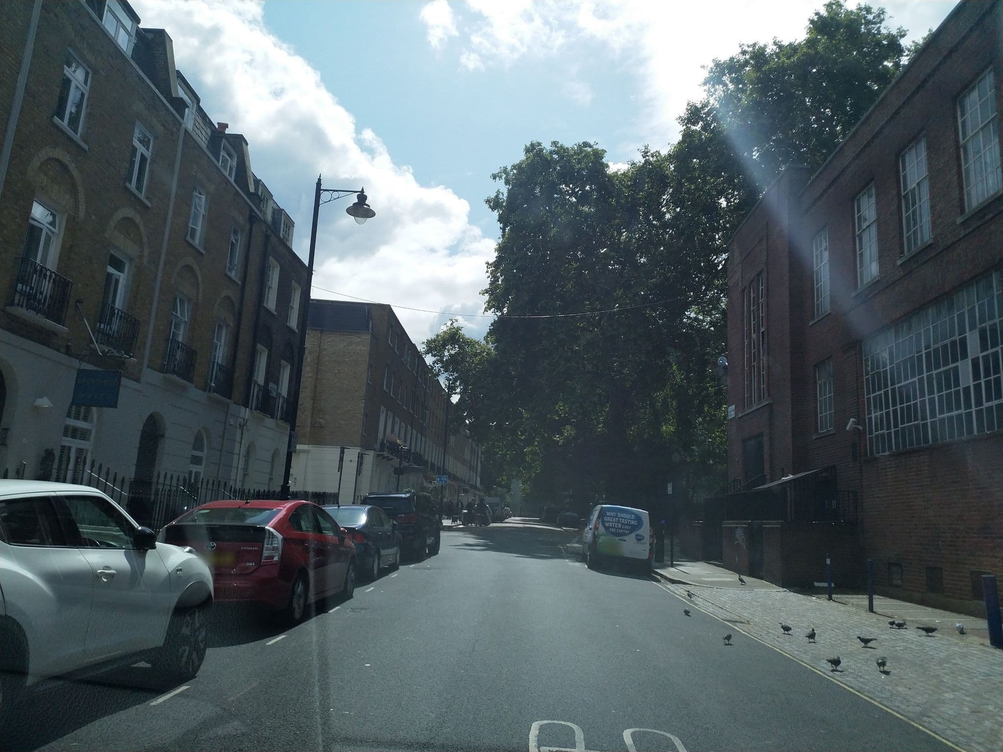 Street view near Crestfield Hotel, King's Cross — © laye (CC BY-SA · Mapillary)