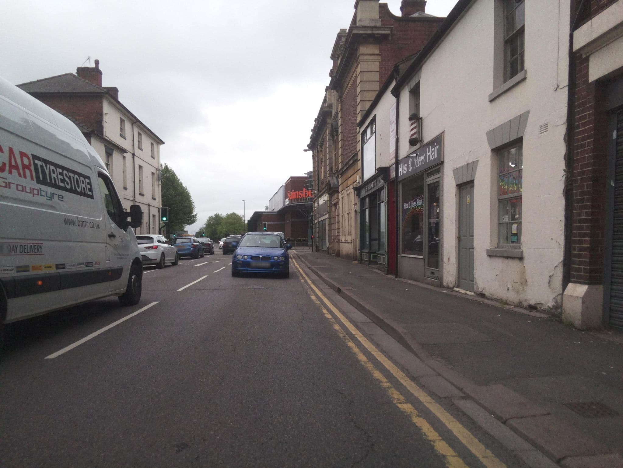 Street view near Grail Court Hotel, Burton upon Trent — © southglos (CC BY-SA · Mapillary)