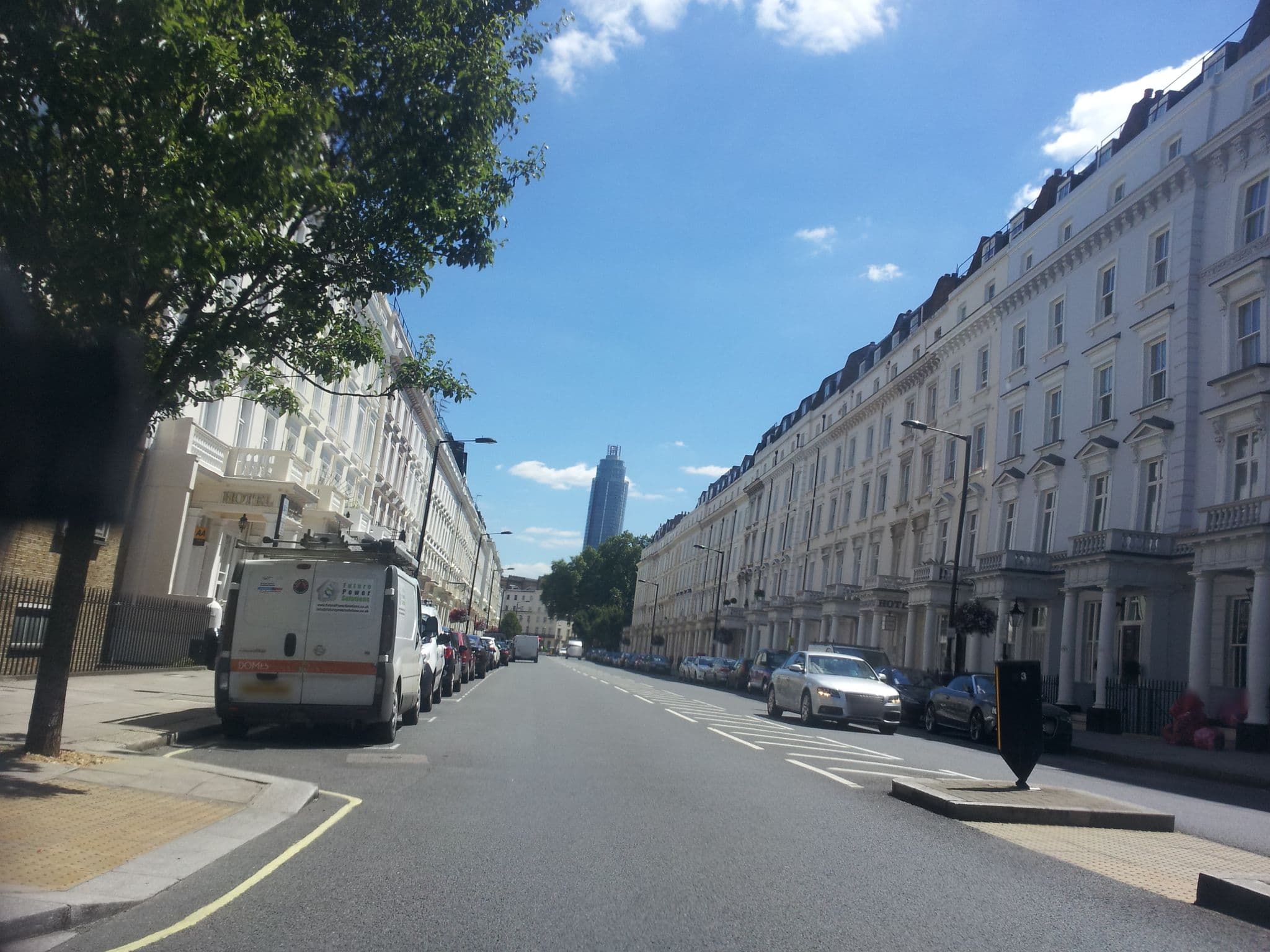 Street view near Huttons Hotel, Victoria London, Pimlico — © paulbiv (CC BY-SA · Mapillary)