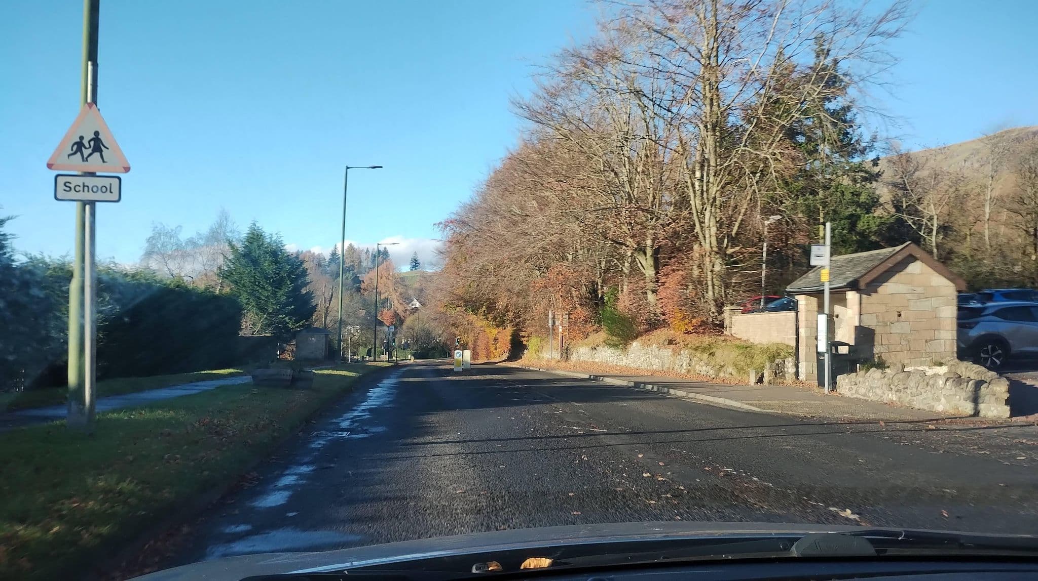 Street view near Kirkhouse Inn, Strathblane — © SuborbitalPige0n (CC BY-SA · Mapillary)