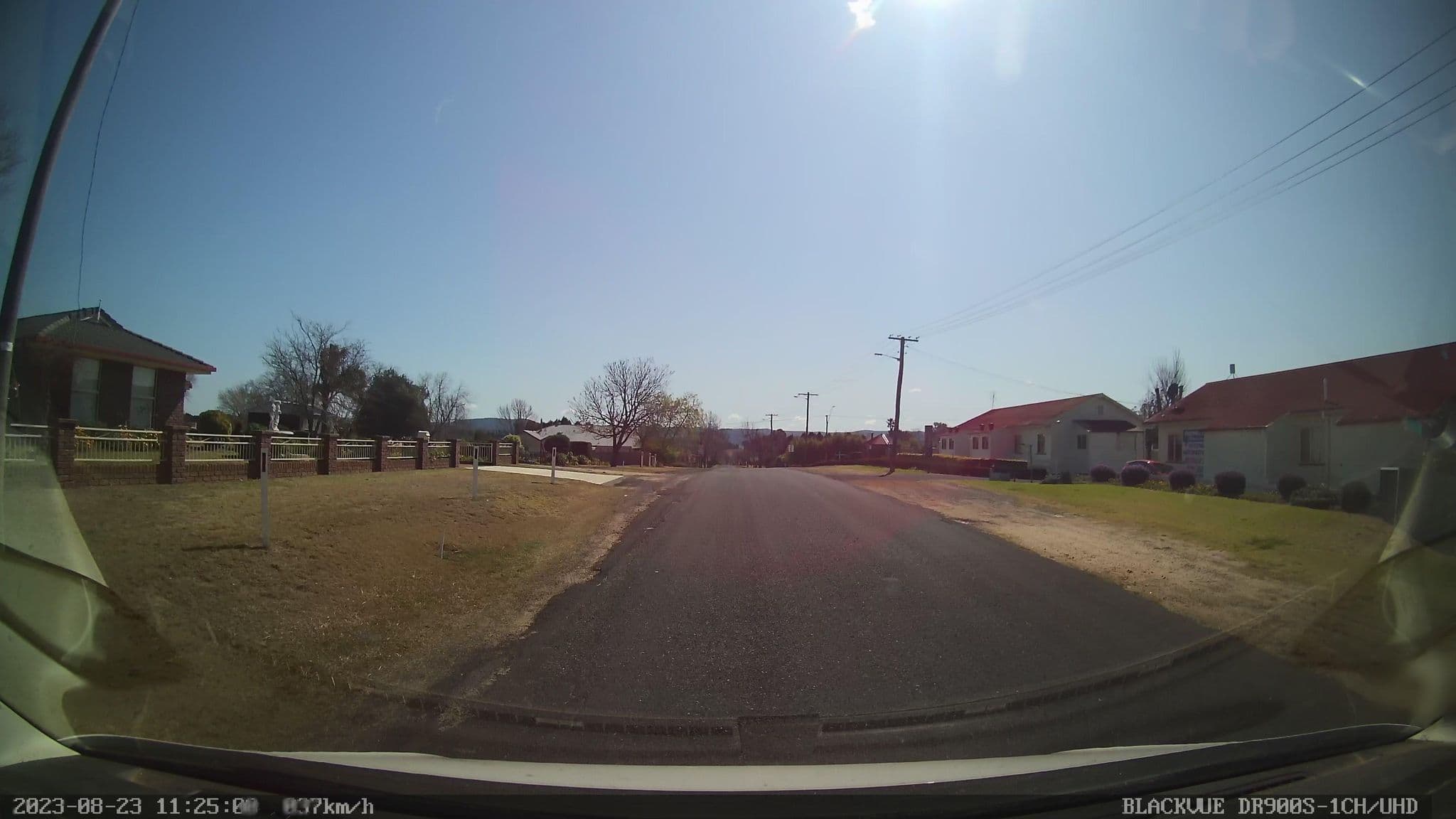 Street view near Golfers Inn, Tenterfield — © bob3bob3 (CC BY-SA · Mapillary)