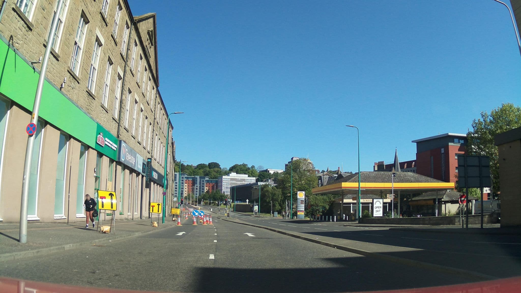 Street view near Travelodge, Dundee — © southglos (CC BY-SA · Mapillary)