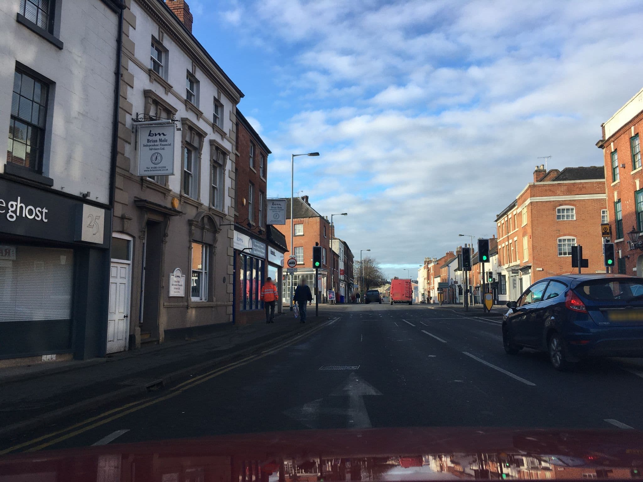 Street view near Three Queens Hotel, Burton upon Trent — © southglos (CC BY-SA · Mapillary)