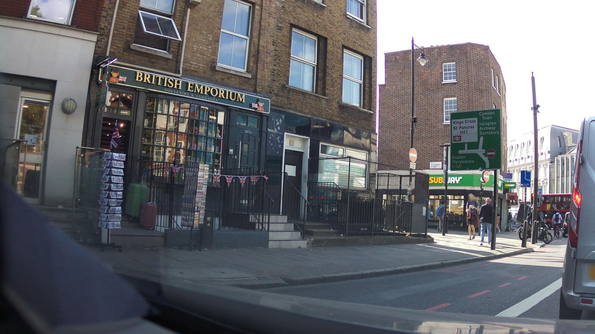 Street view near Travelodge, King's Cross — © southglos (CC BY-SA · Mapillary)